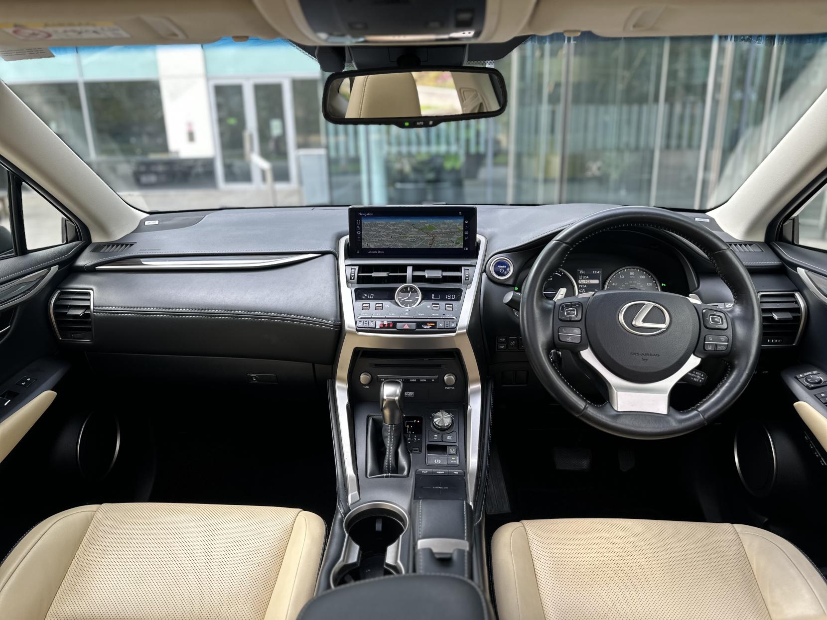 Lexus NX 2.5 300h Premier SUV 5dr Petrol Hybrid E-CVT 4WD Euro 6 (s/s) (197 ps)