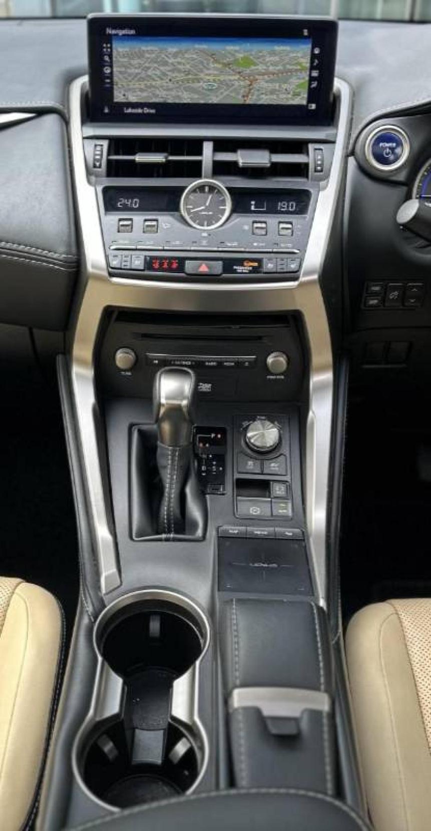 Lexus NX 2.5 300h Premier SUV 5dr Petrol Hybrid E-CVT 4WD Euro 6 (s/s) (197 ps)