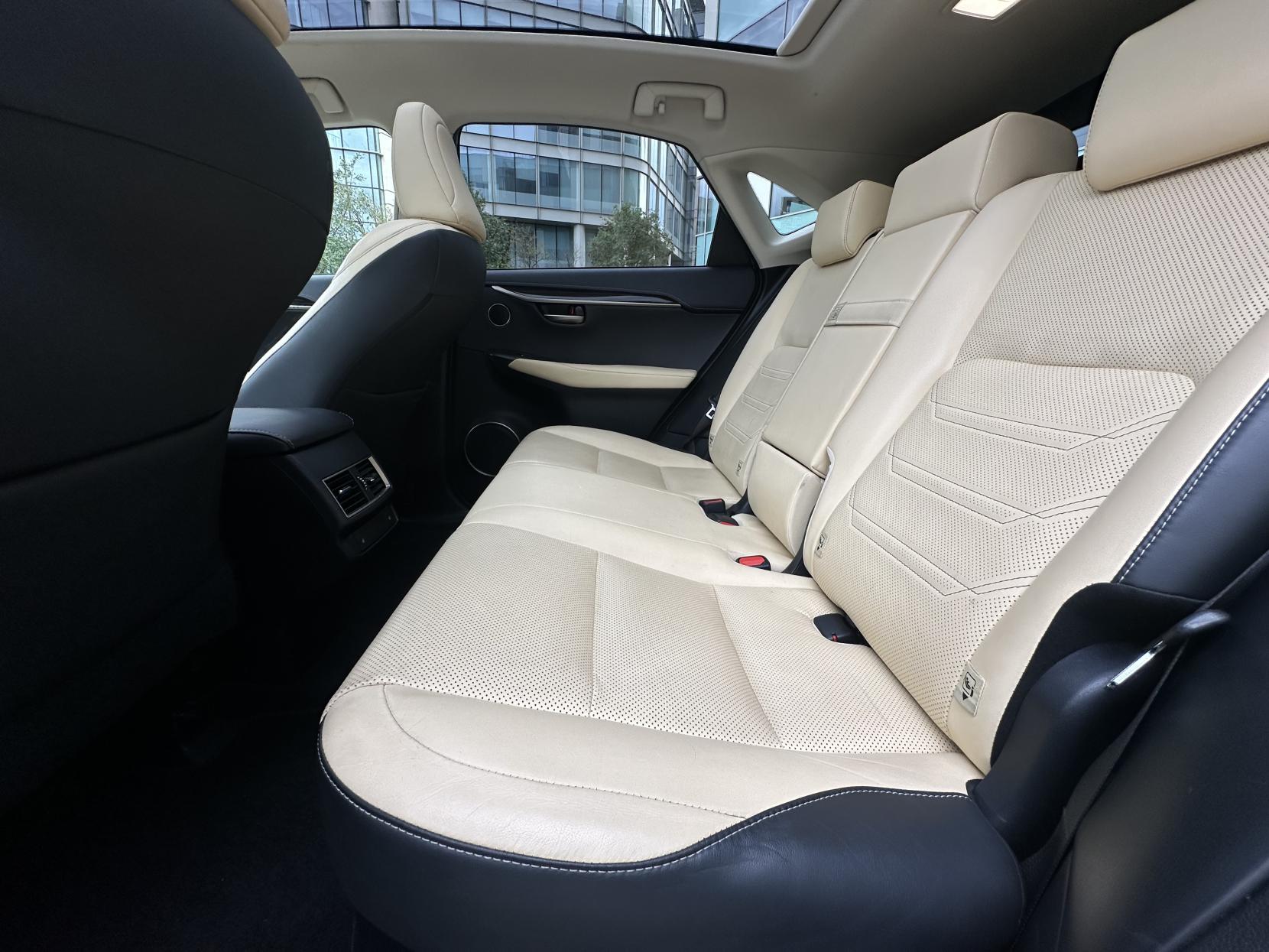 Lexus NX 2.5 300h Premier SUV 5dr Petrol Hybrid E-CVT 4WD Euro 6 (s/s) (197 ps)