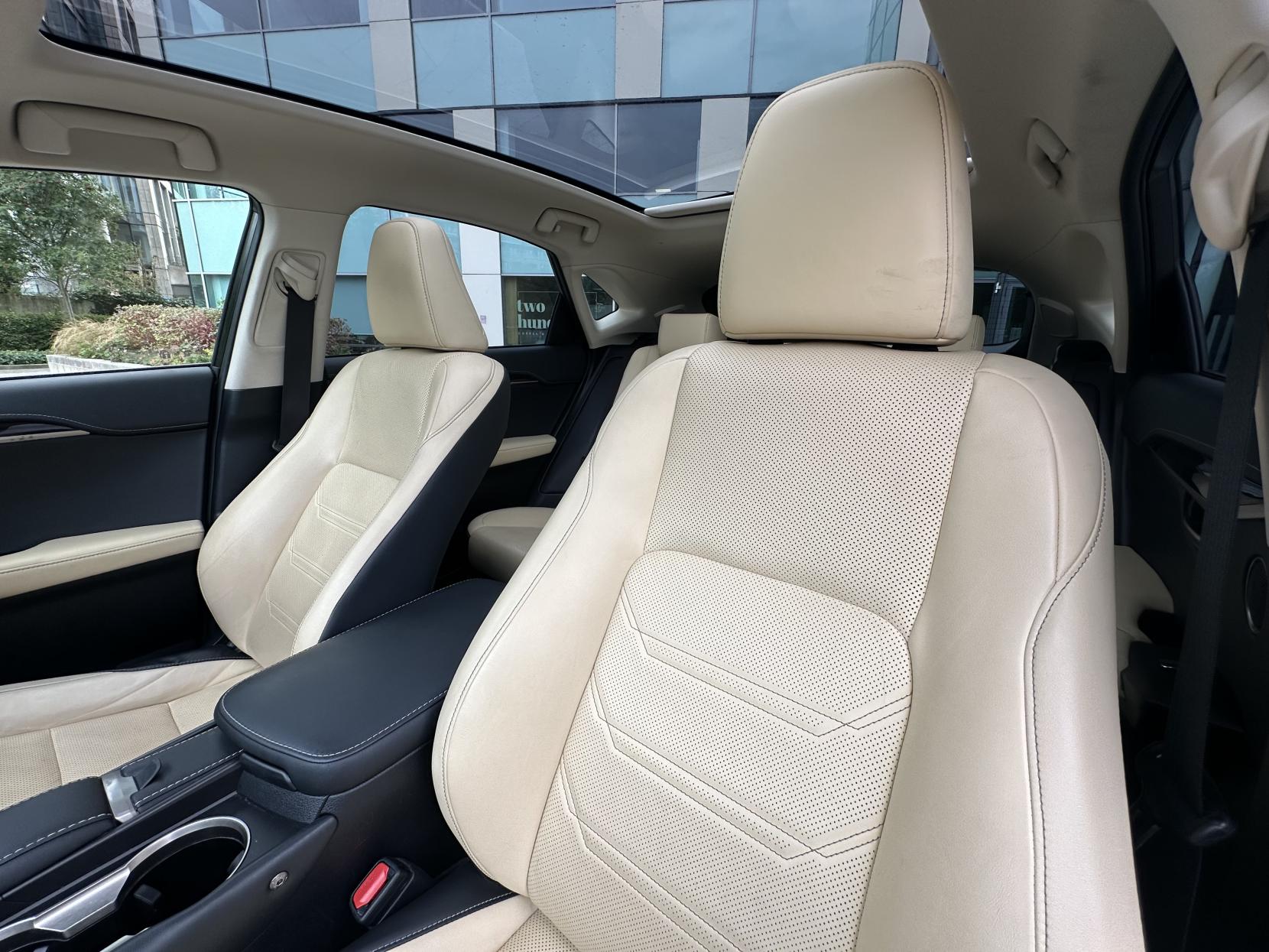 Lexus NX 2.5 300h Premier SUV 5dr Petrol Hybrid E-CVT 4WD Euro 6 (s/s) (197 ps)