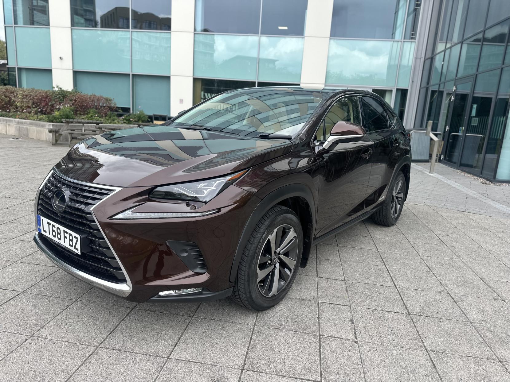 Lexus NX 2.5 300h Premier SUV 5dr Petrol Hybrid E-CVT 4WD Euro 6 (s/s) (197 ps)