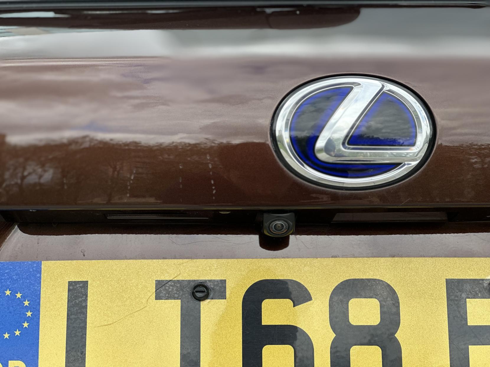 Lexus NX 2.5 300h Premier SUV 5dr Petrol Hybrid E-CVT 4WD Euro 6 (s/s) (197 ps)