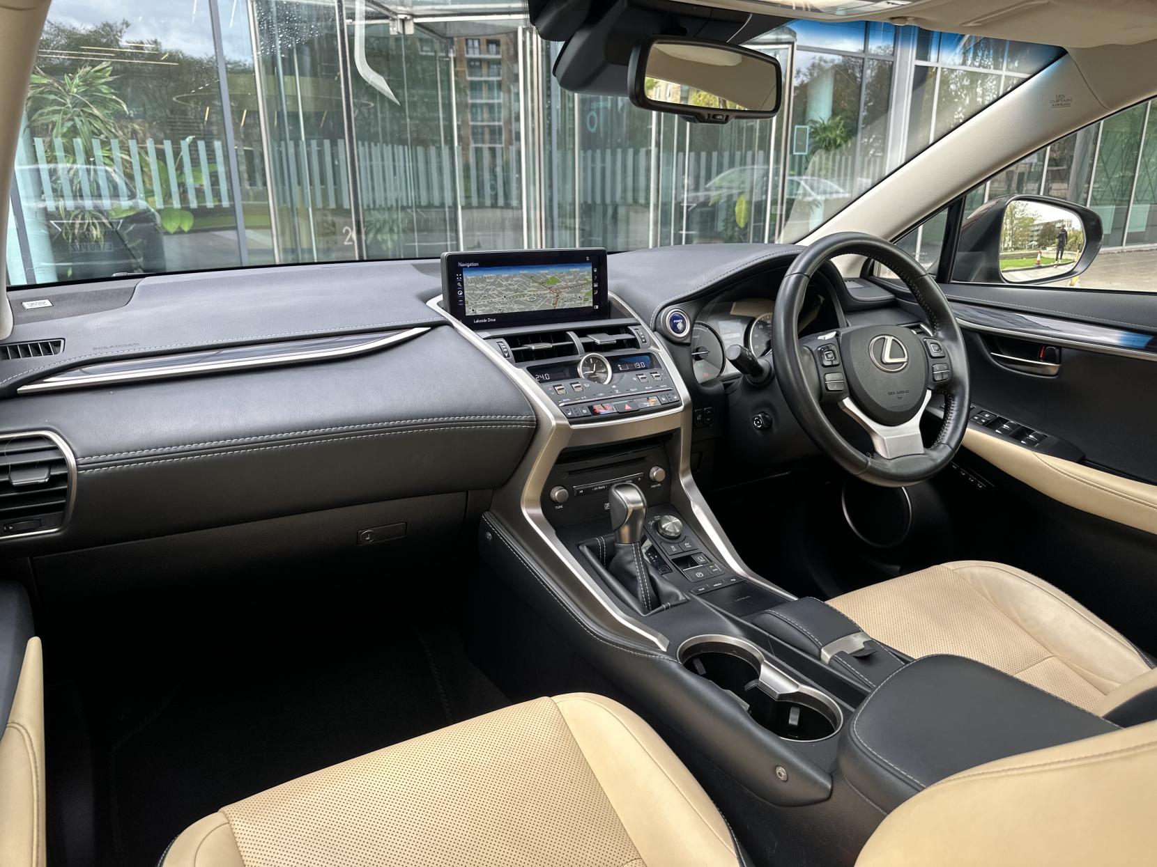 Lexus NX 2.5 300h Premier SUV 5dr Petrol Hybrid E-CVT 4WD Euro 6 (s/s) (197 ps)