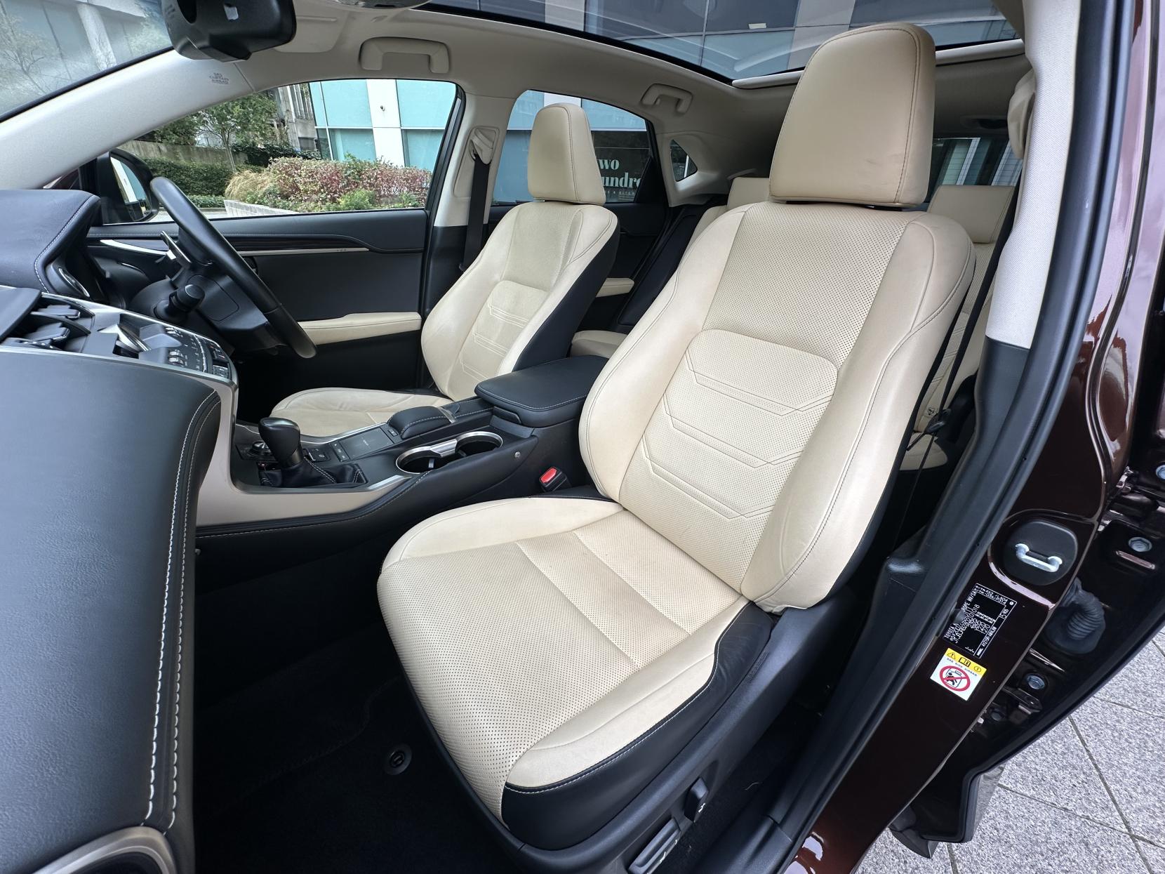Lexus NX 2.5 300h Premier SUV 5dr Petrol Hybrid E-CVT 4WD Euro 6 (s/s) (197 ps)