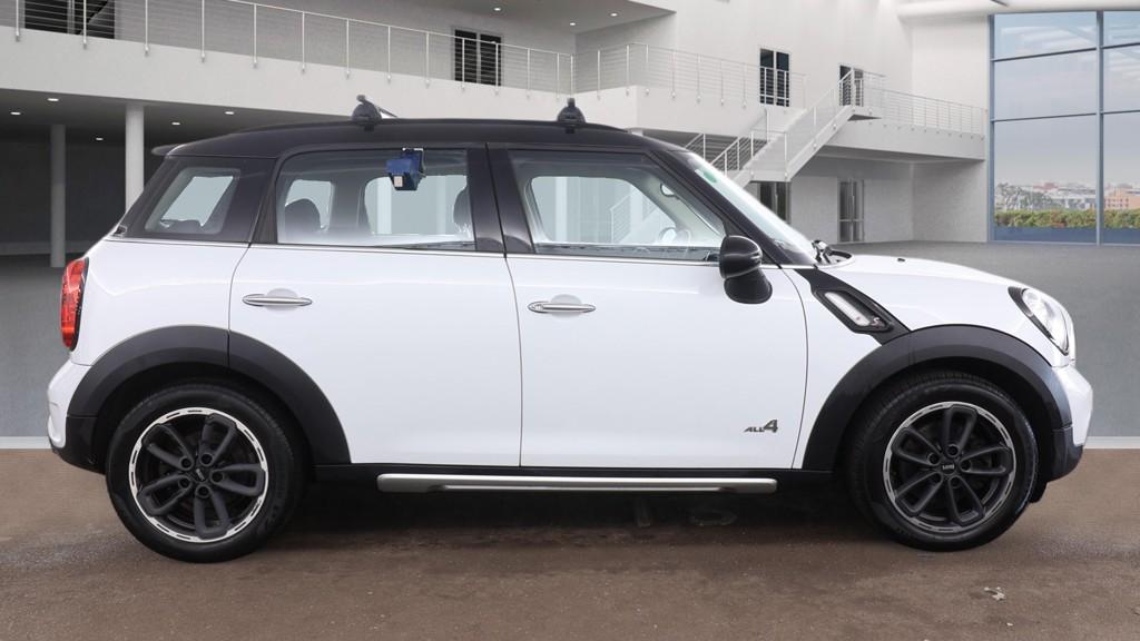 MINI Countryman 1.6 Cooper S SUV 5dr Petrol Auto ALL4 Euro 5 (184 ps)