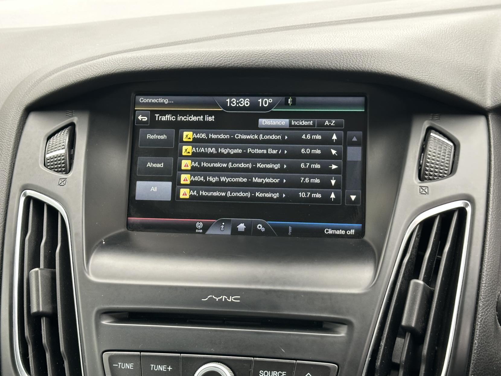 Ford Focus 1.6 Titanium Hatchback 5dr Petrol Powershift Euro 6 (125 ps)