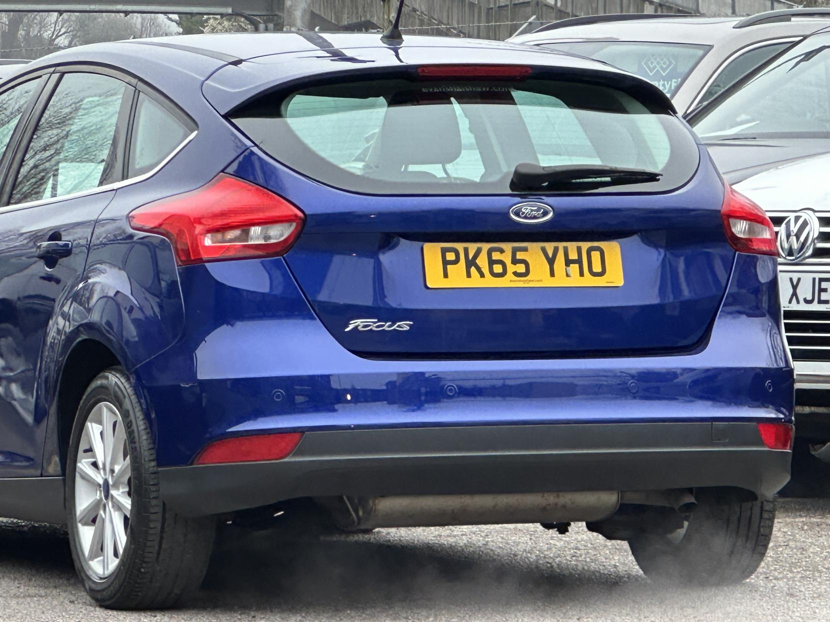 Ford Focus 1.6 Titanium Hatchback 5dr Petrol Powershift Euro 6 (125 ps)