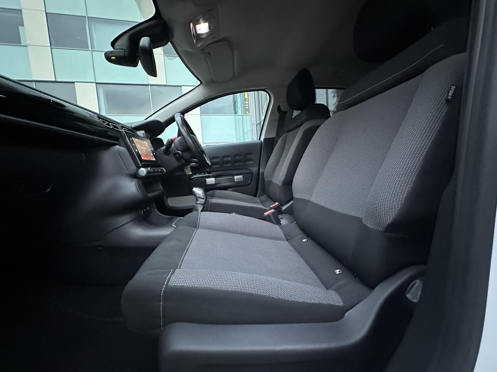 Citroen C3 1.2 PureTech Flair Hatchback 5dr Petrol Manual Euro 6 (82 ps)