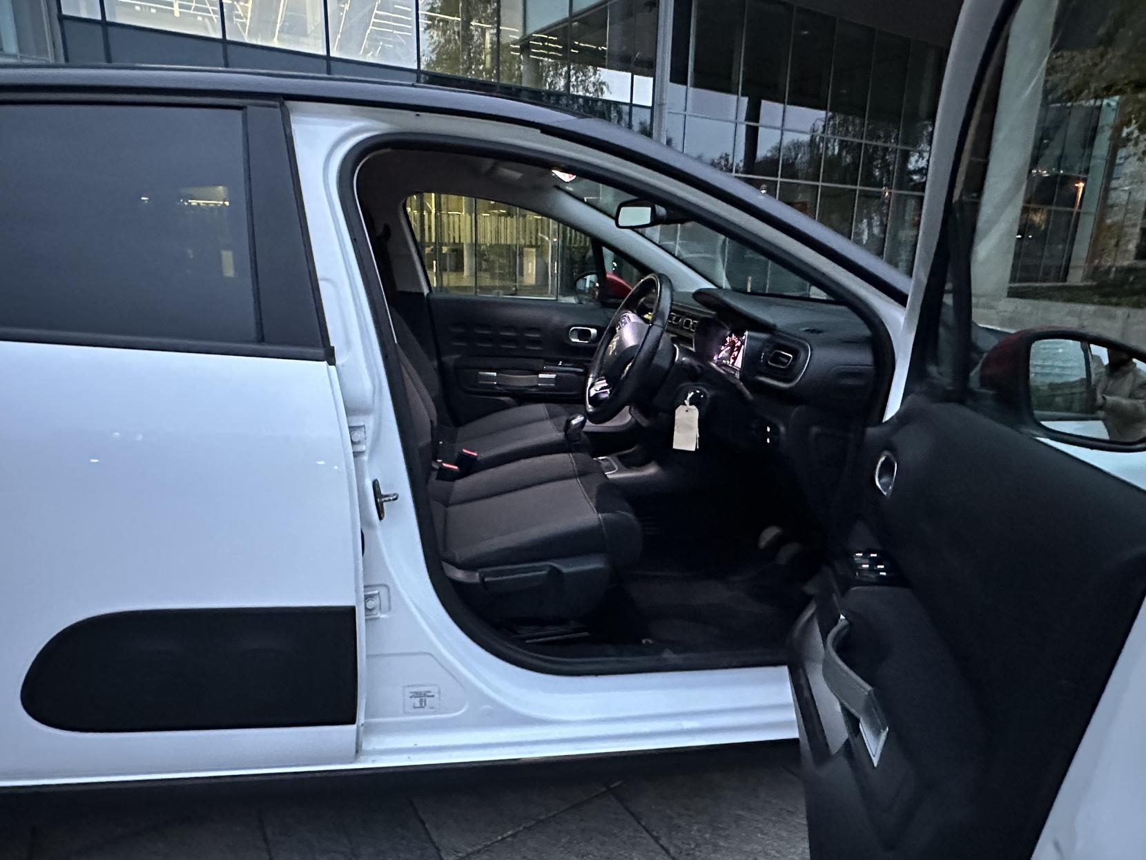 Citroen C3 1.2 PureTech Flair Hatchback 5dr Petrol Manual Euro 6 (82 ps)