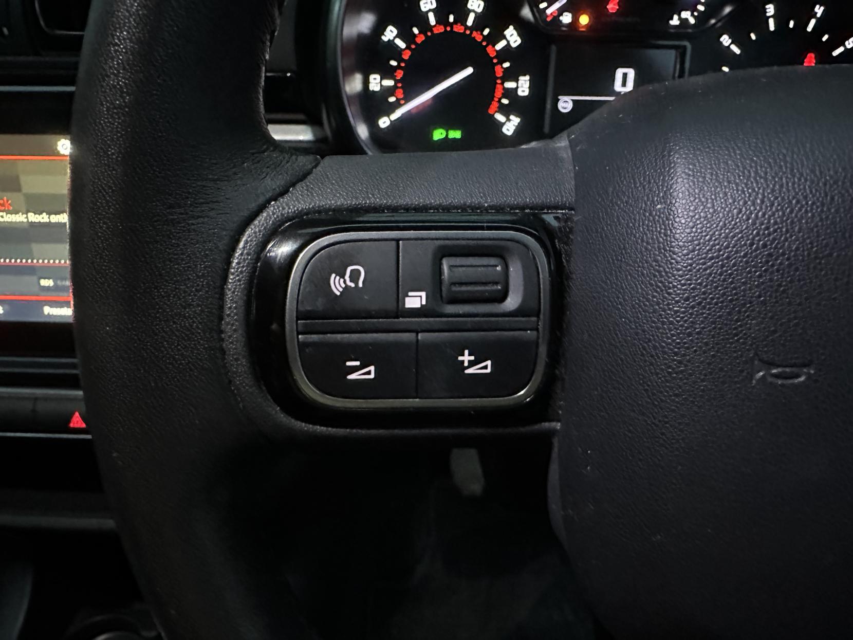 Citroen C3 1.2 PureTech Flair Hatchback 5dr Petrol Manual Euro 6 (82 ps)