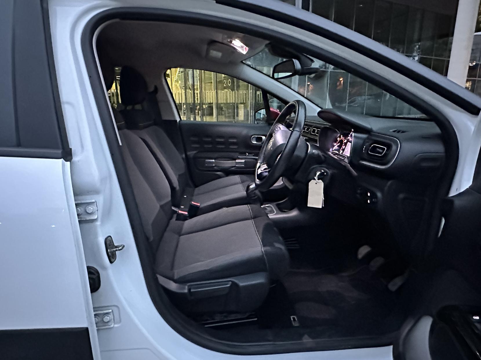 Citroen C3 1.2 PureTech Flair Hatchback 5dr Petrol Manual Euro 6 (82 ps)