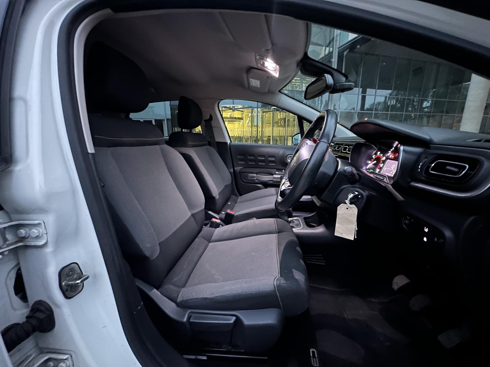 Citroen C3 1.2 PureTech Flair Hatchback 5dr Petrol Manual Euro 6 (82 ps)