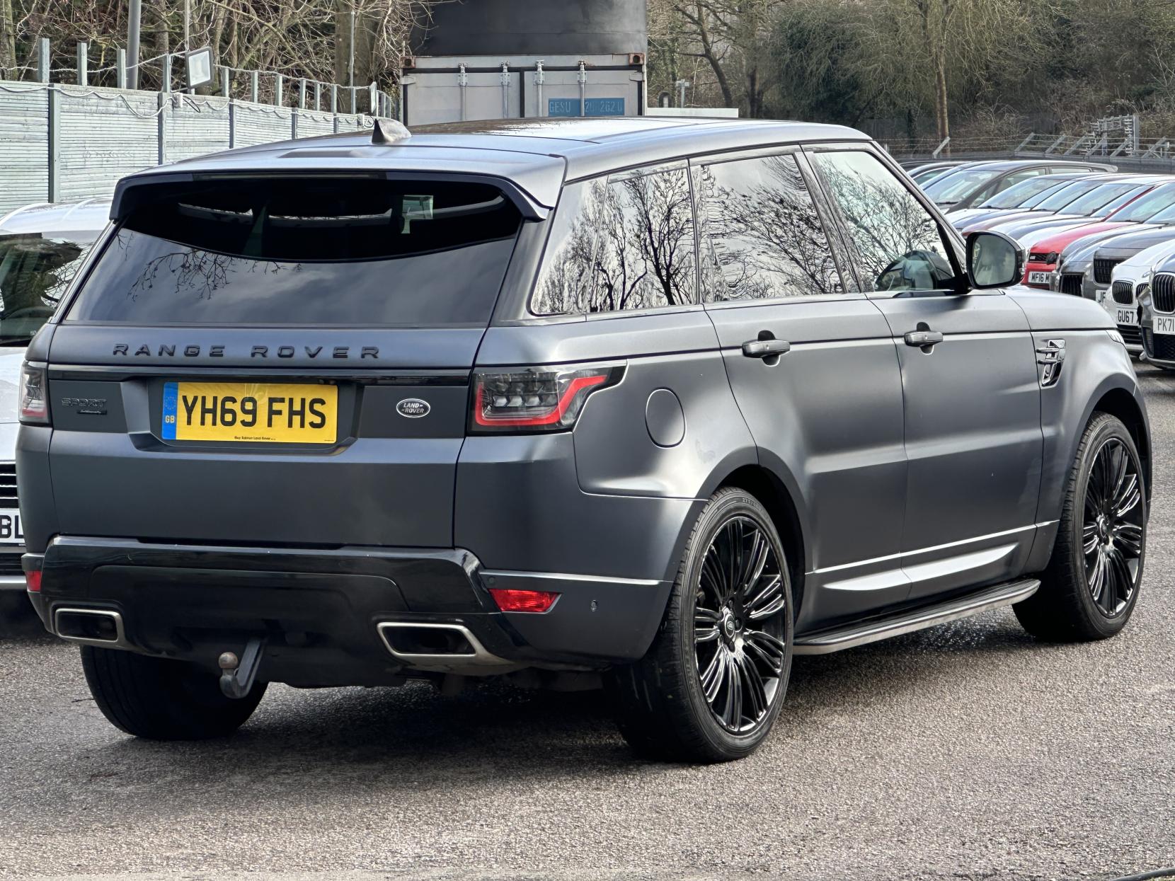 Land Rover Range Rover Sport 3.0 SD V6 Autobiography Dynamic SUV 5dr Diesel Auto 4WD Euro 6 (s/s) (306 ps)