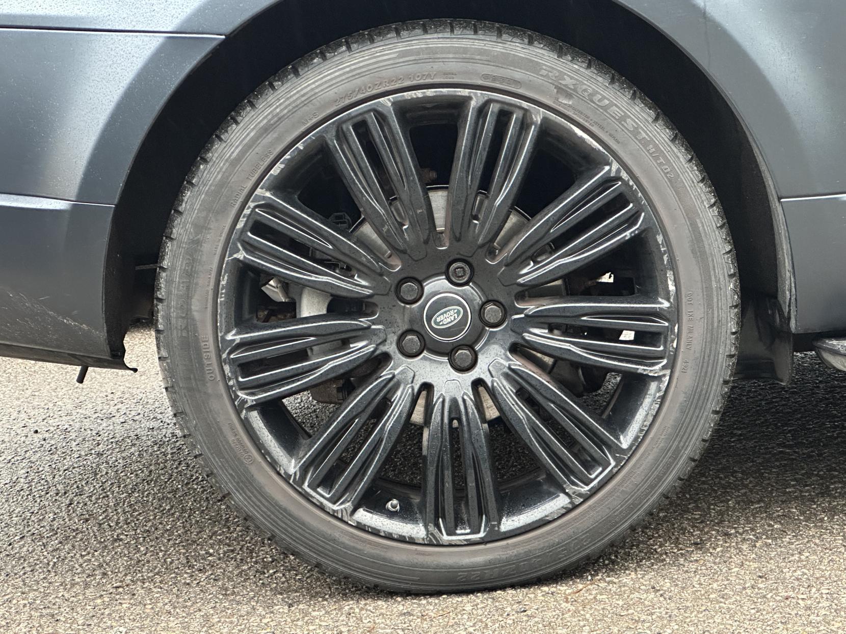 Land Rover Range Rover Sport 3.0 SD V6 Autobiography Dynamic SUV 5dr Diesel Auto 4WD Euro 6 (s/s) (306 ps)