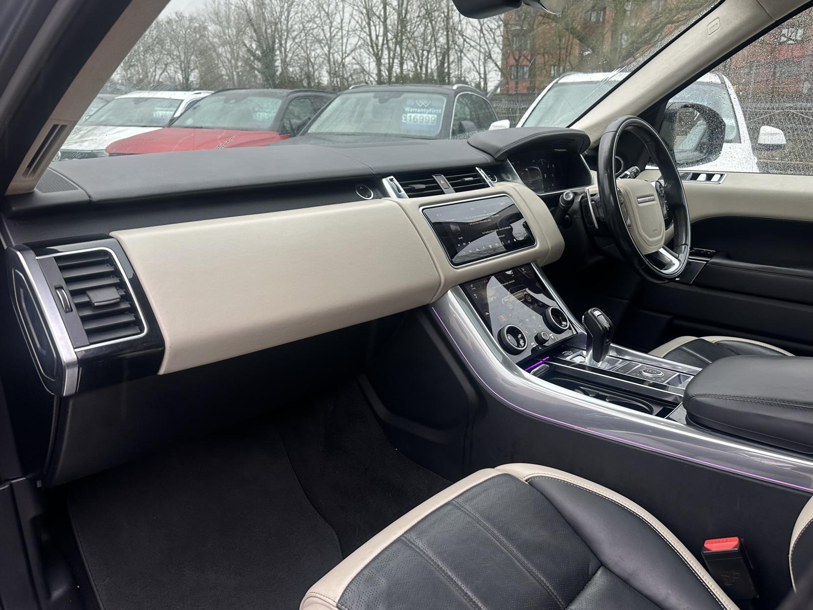 Land Rover Range Rover Sport 3.0 SD V6 Autobiography Dynamic SUV 5dr Diesel Auto 4WD Euro 6 (s/s) (306 ps)