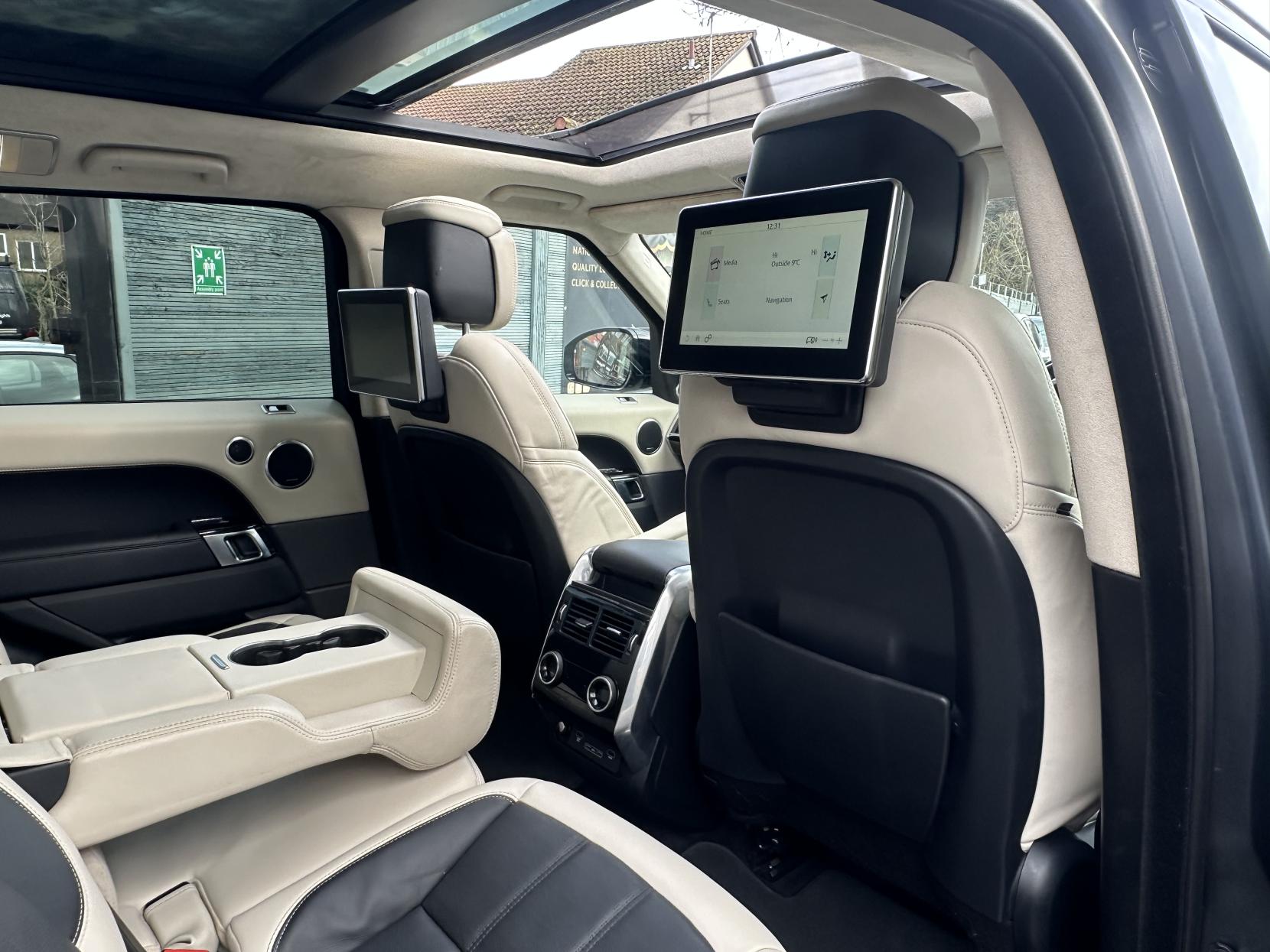 Land Rover Range Rover Sport 3.0 SD V6 Autobiography Dynamic SUV 5dr Diesel Auto 4WD Euro 6 (s/s) (306 ps)