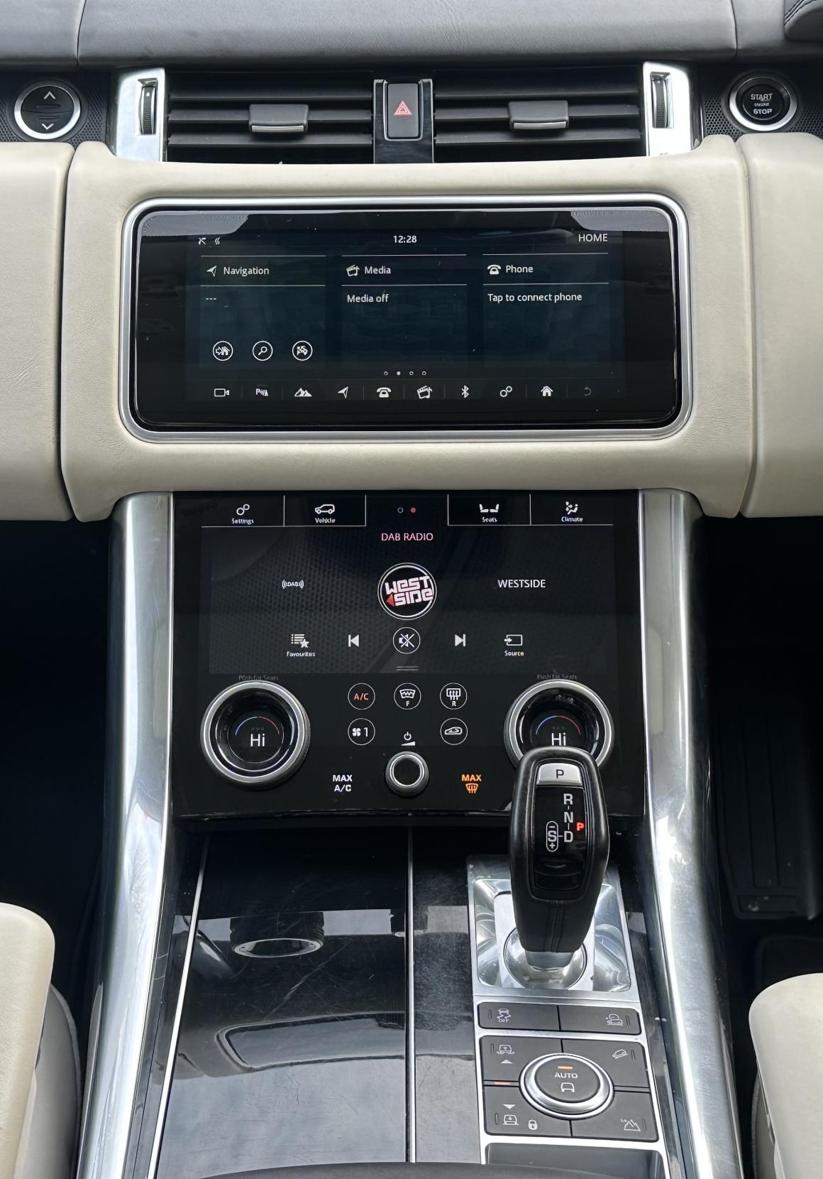 Land Rover Range Rover Sport 3.0 SD V6 Autobiography Dynamic SUV 5dr Diesel Auto 4WD Euro 6 (s/s) (306 ps)