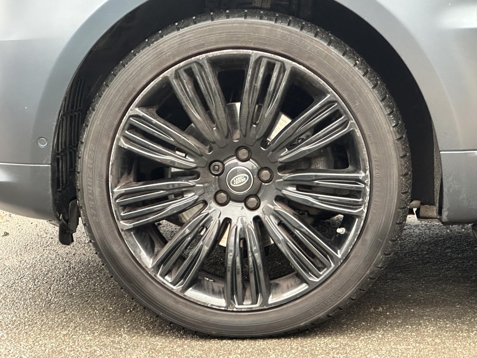 Land Rover Range Rover Sport 3.0 SD V6 Autobiography Dynamic SUV 5dr Diesel Auto 4WD Euro 6 (s/s) (306 ps)