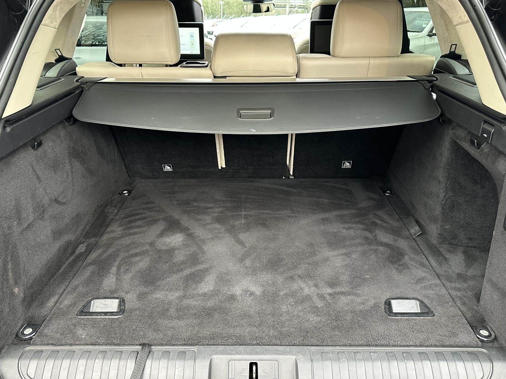 Land Rover Range Rover Sport 3.0 SD V6 Autobiography Dynamic SUV 5dr Diesel Auto 4WD Euro 6 (s/s) (306 ps)