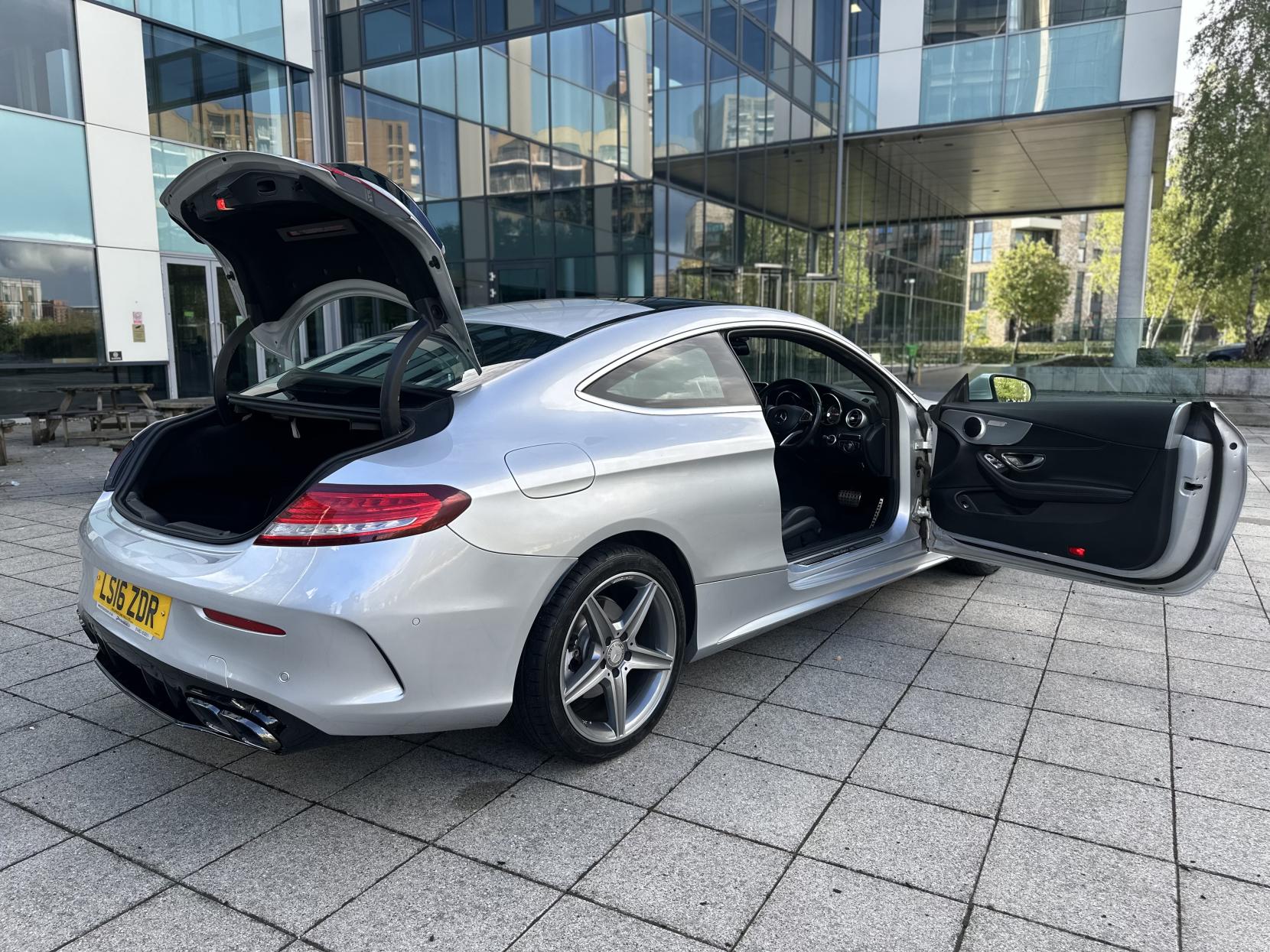 Mercedes-Benz C Class 2.1 C220d AMG Line Coupe 2dr Diesel G-Tronic+ Euro 6 (s/s) (170 ps)