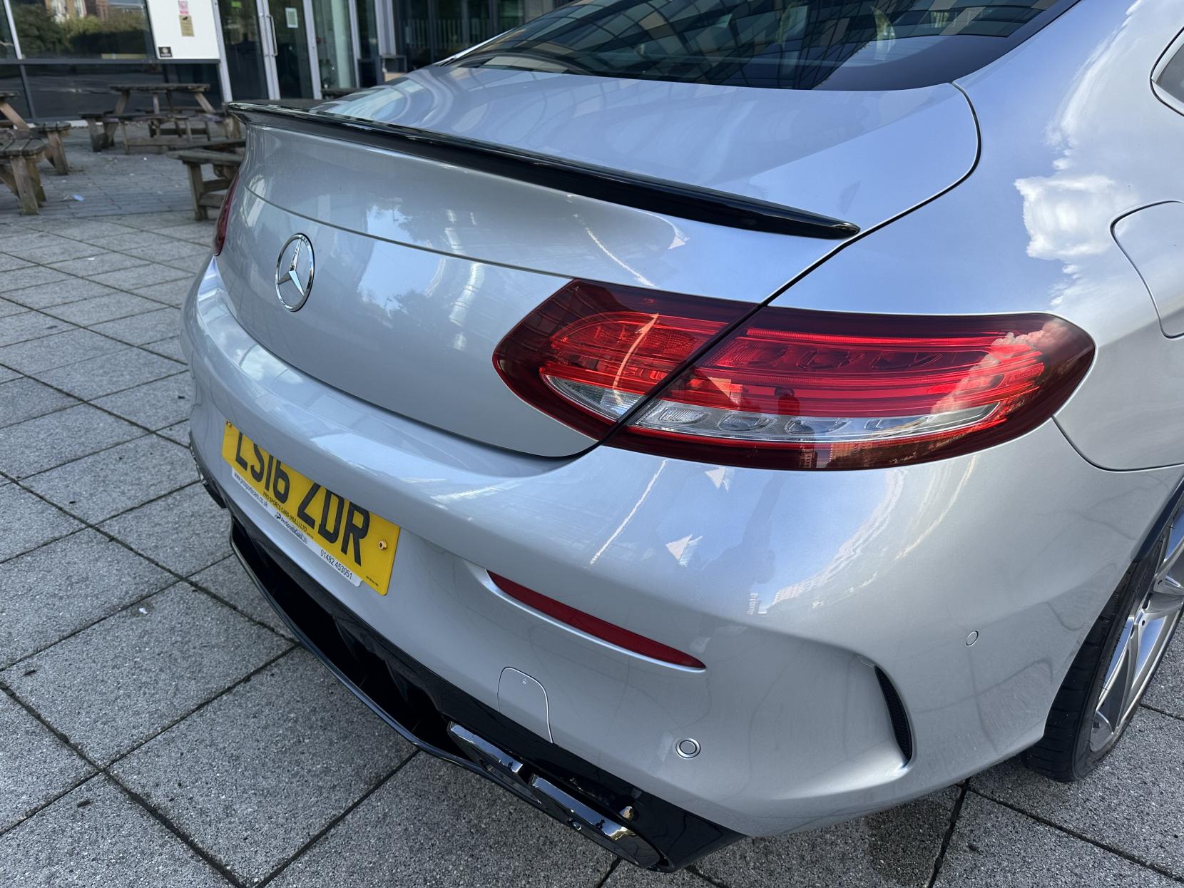 Mercedes-Benz C Class 2.1 C220d AMG Line Coupe 2dr Diesel G-Tronic+ Euro 6 (s/s) (170 ps)