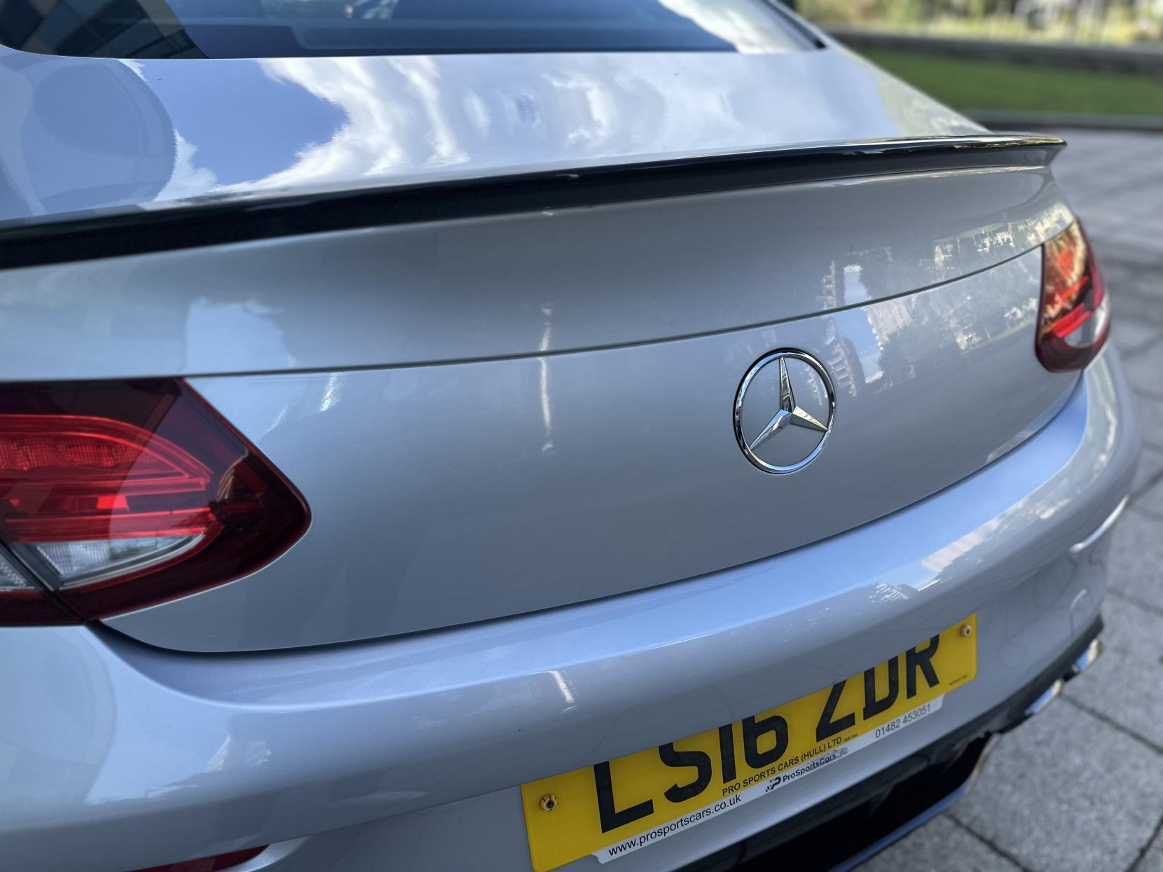 Mercedes-Benz C Class 2.1 C220d AMG Line Coupe 2dr Diesel G-Tronic+ Euro 6 (s/s) (170 ps)