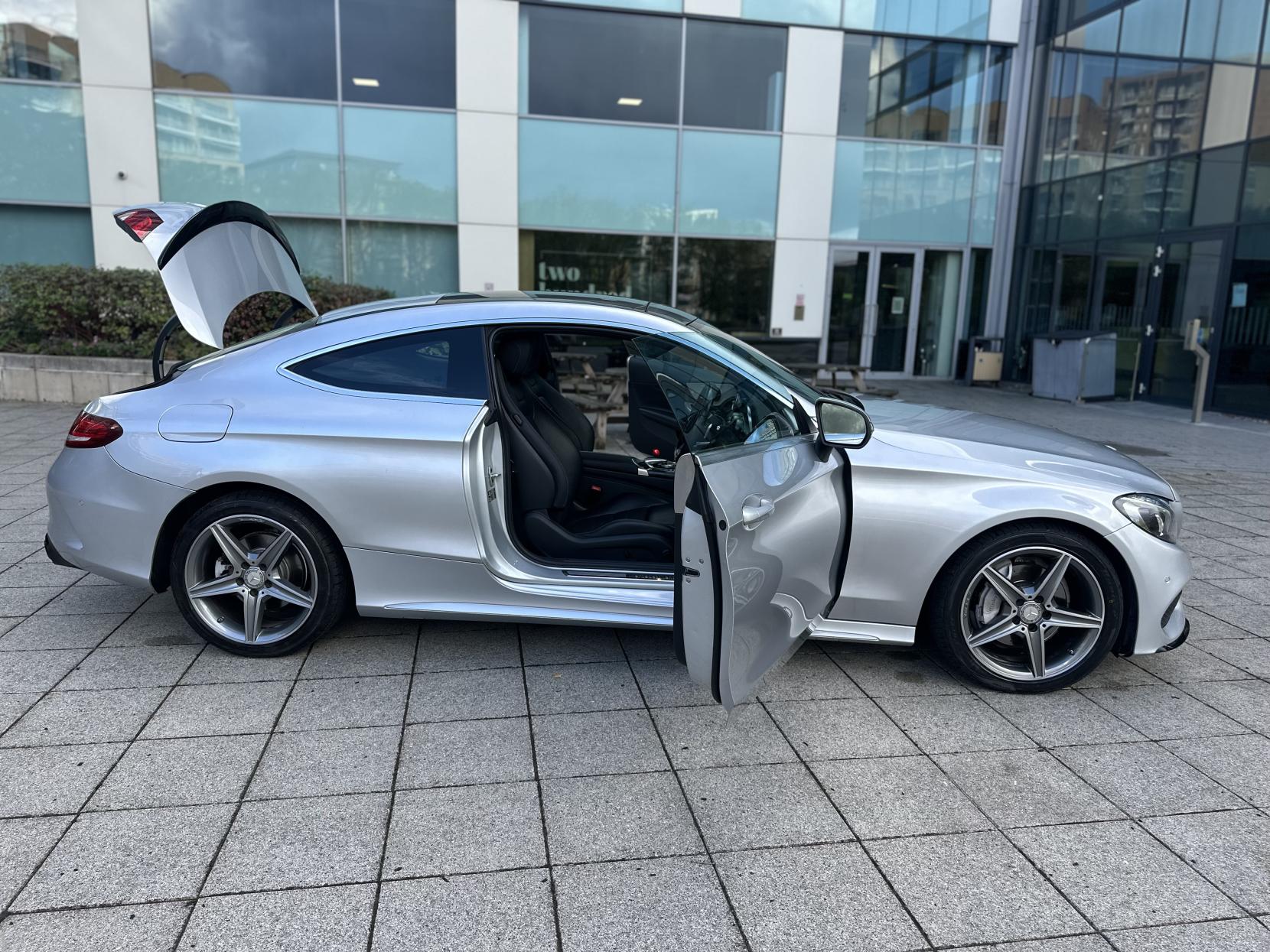 Mercedes-Benz C Class 2.1 C220d AMG Line Coupe 2dr Diesel G-Tronic+ Euro 6 (s/s) (170 ps)