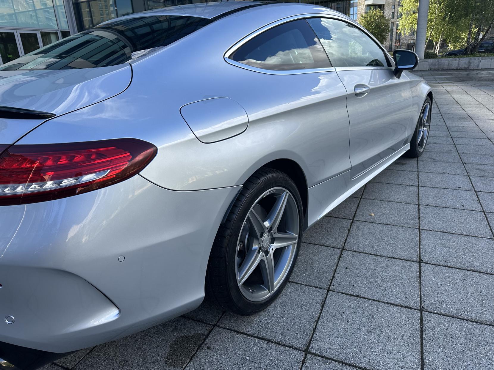 Mercedes-Benz C Class 2.1 C220d AMG Line Coupe 2dr Diesel G-Tronic+ Euro 6 (s/s) (170 ps)