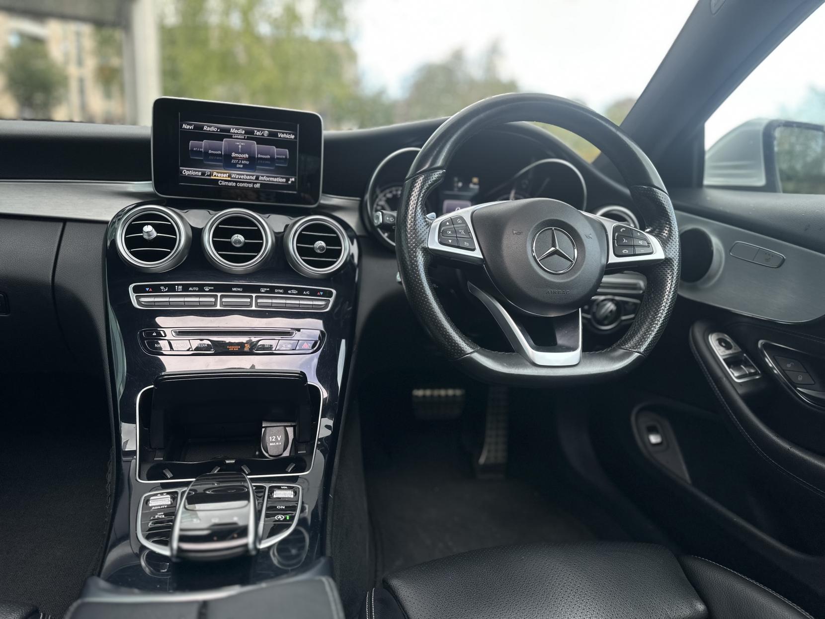 Mercedes-Benz C Class 2.1 C220d AMG Line Coupe 2dr Diesel G-Tronic+ Euro 6 (s/s) (170 ps)