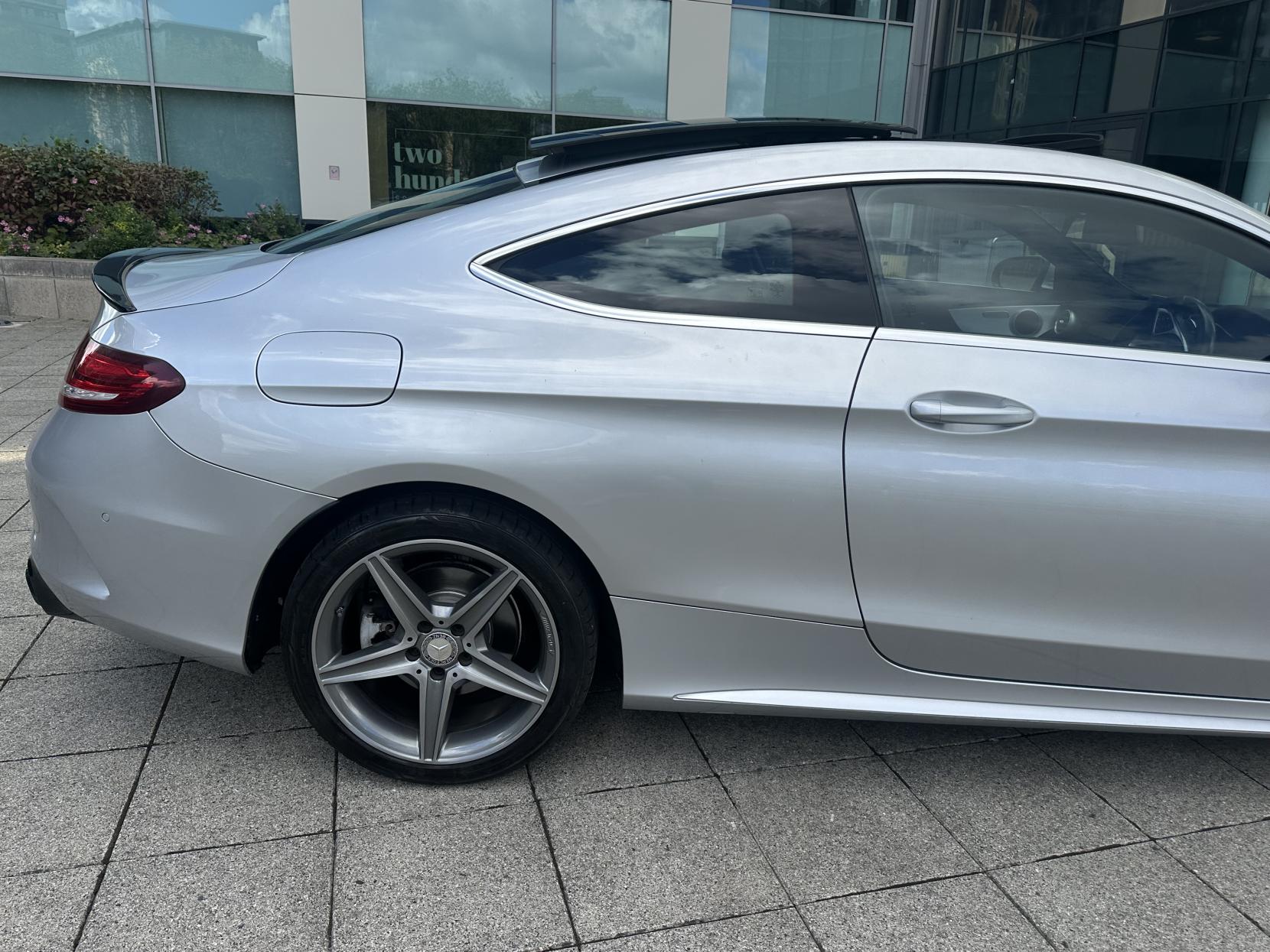 Mercedes-Benz C Class 2.1 C220d AMG Line Coupe 2dr Diesel G-Tronic+ Euro 6 (s/s) (170 ps)
