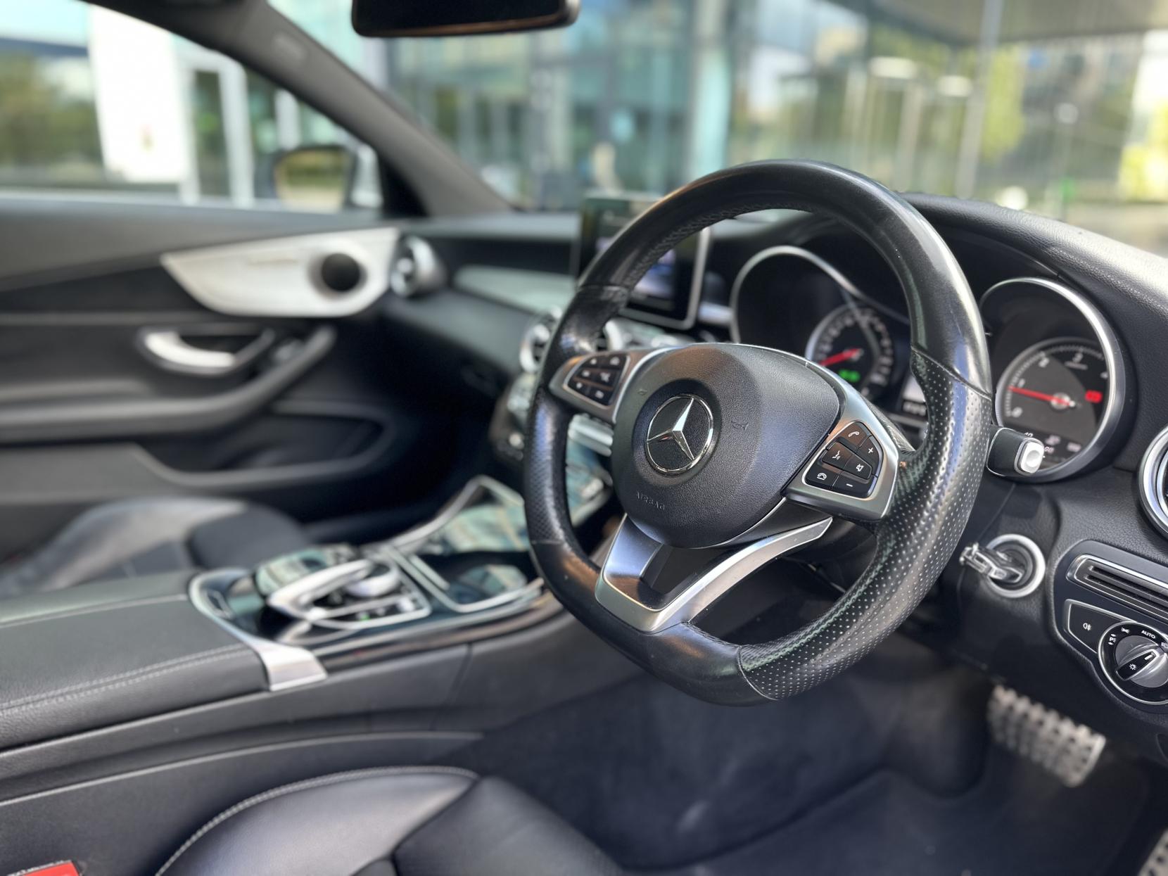 Mercedes-Benz C Class 2.1 C220d AMG Line Coupe 2dr Diesel G-Tronic+ Euro 6 (s/s) (170 ps)