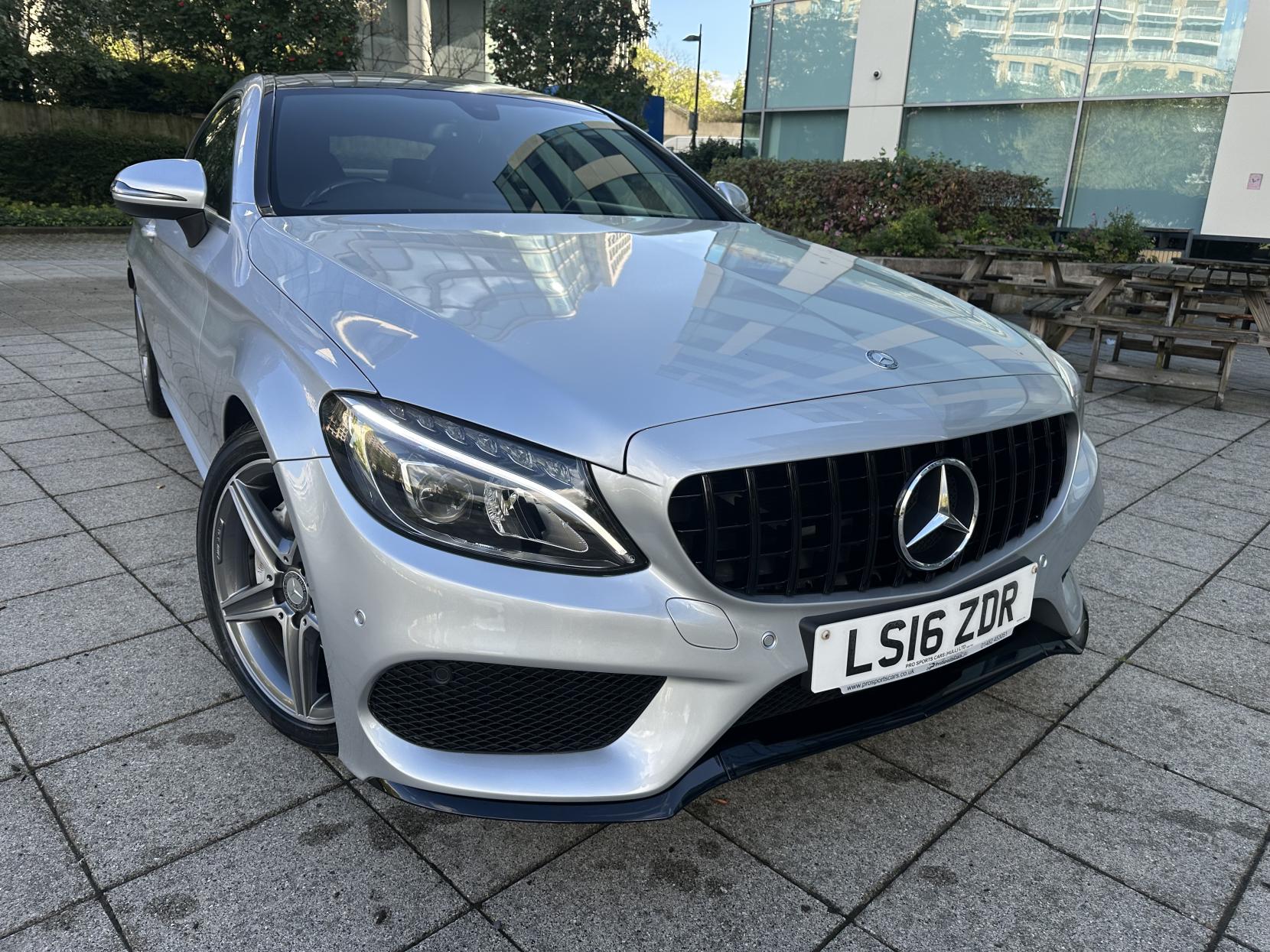 Mercedes-Benz C Class 2.1 C220d AMG Line Coupe 2dr Diesel G-Tronic+ Euro 6 (s/s) (170 ps)