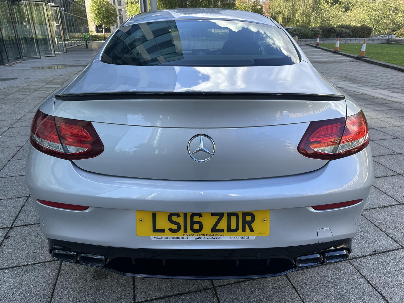 Mercedes-Benz C Class 2.1 C220d AMG Line Coupe 2dr Diesel G-Tronic+ Euro 6 (s/s) (170 ps)