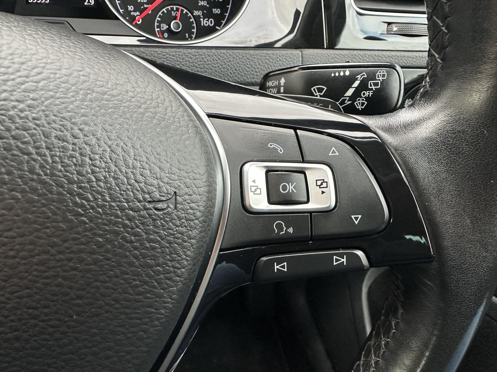 Volkswagen Golf 2.0 TDI BlueMotion Tech GT Hatchback 5dr Diesel DSG Euro 6 (s/s) (150 ps)