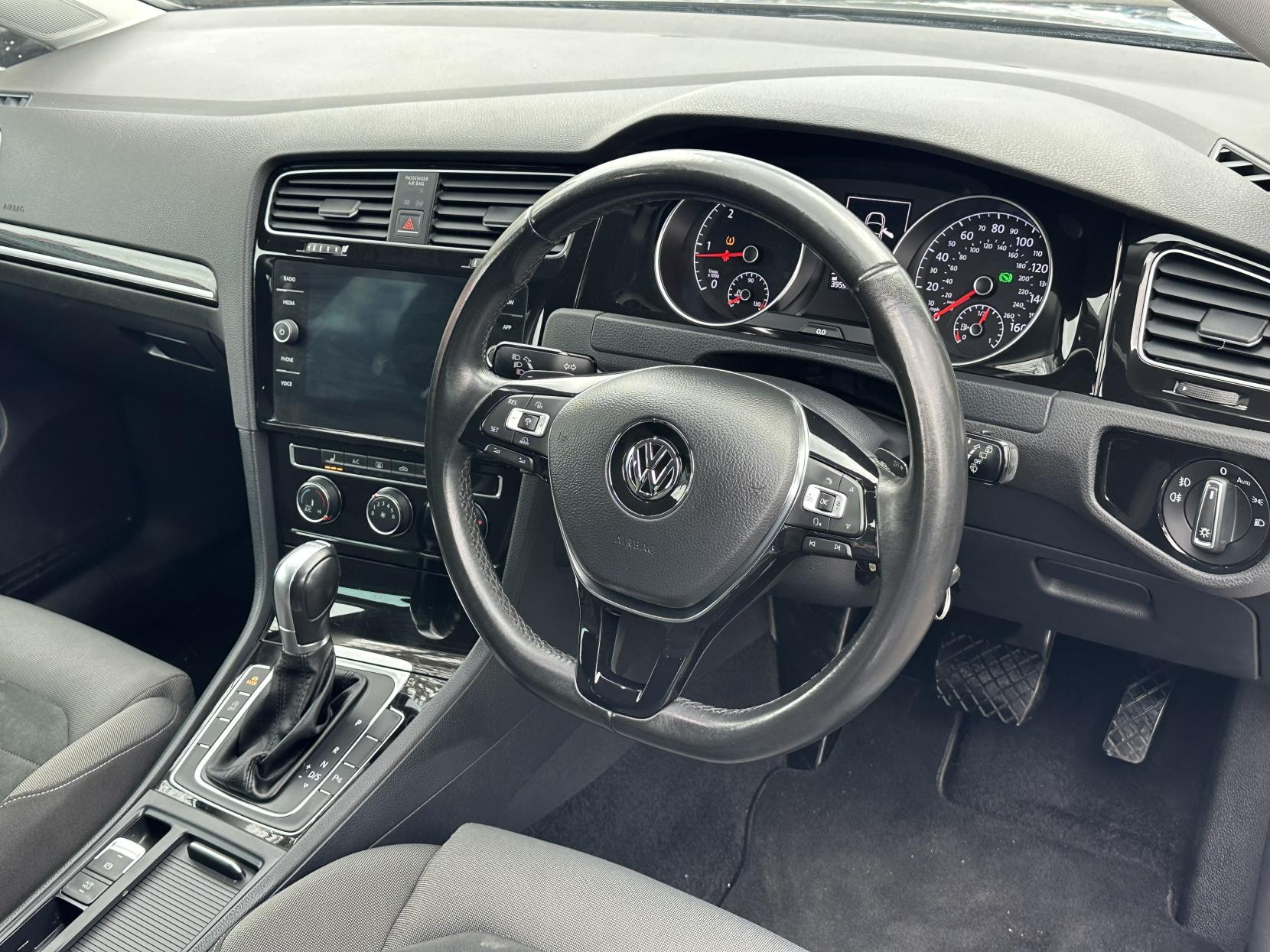 Volkswagen Golf 2.0 TDI BlueMotion Tech GT Hatchback 5dr Diesel DSG Euro 6 (s/s) (150 ps)