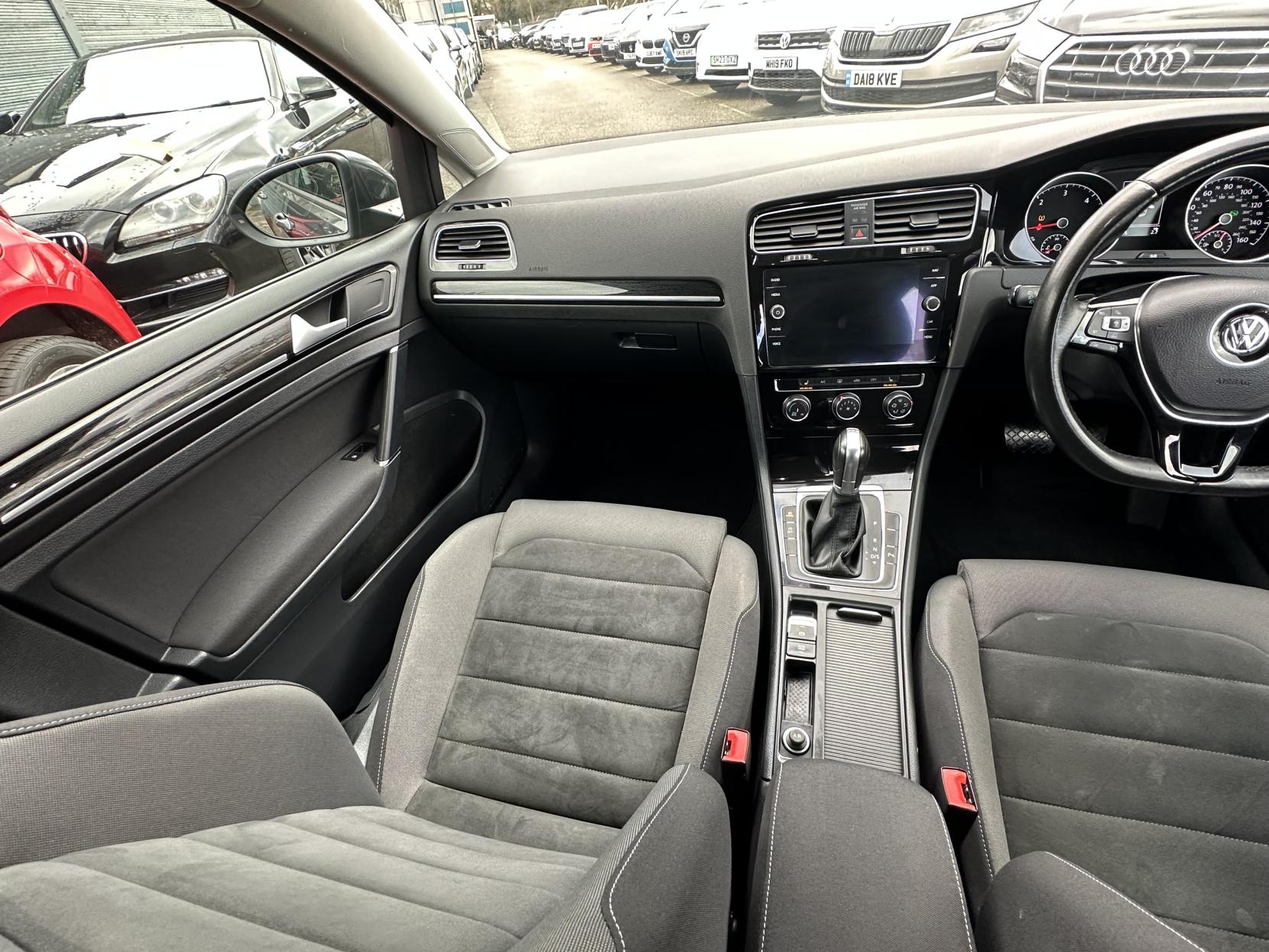 Volkswagen Golf 2.0 TDI BlueMotion Tech GT Hatchback 5dr Diesel DSG Euro 6 (s/s) (150 ps)