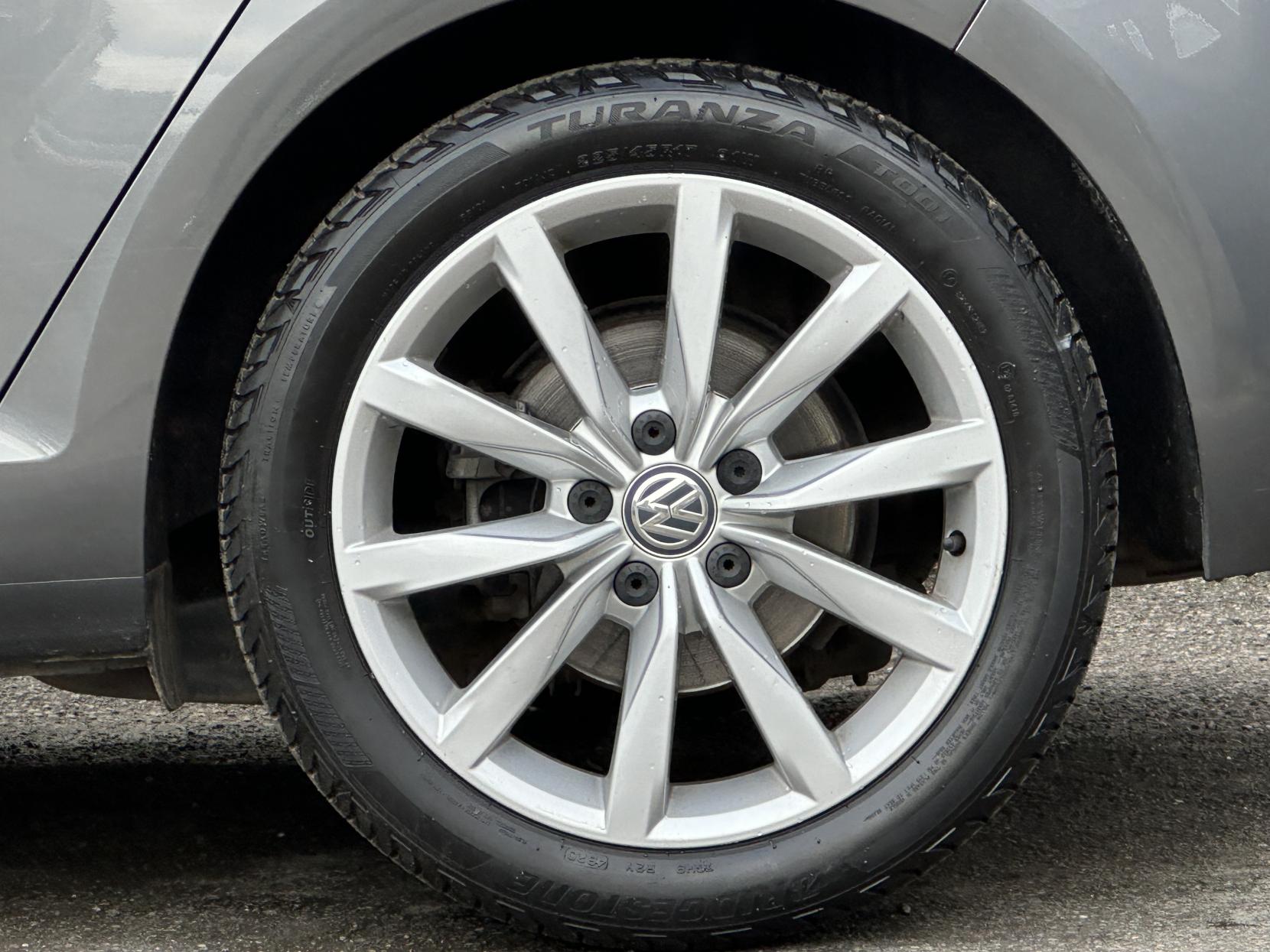 Volkswagen Golf 2.0 TDI BlueMotion Tech GT Hatchback 5dr Diesel DSG Euro 6 (s/s) (150 ps)