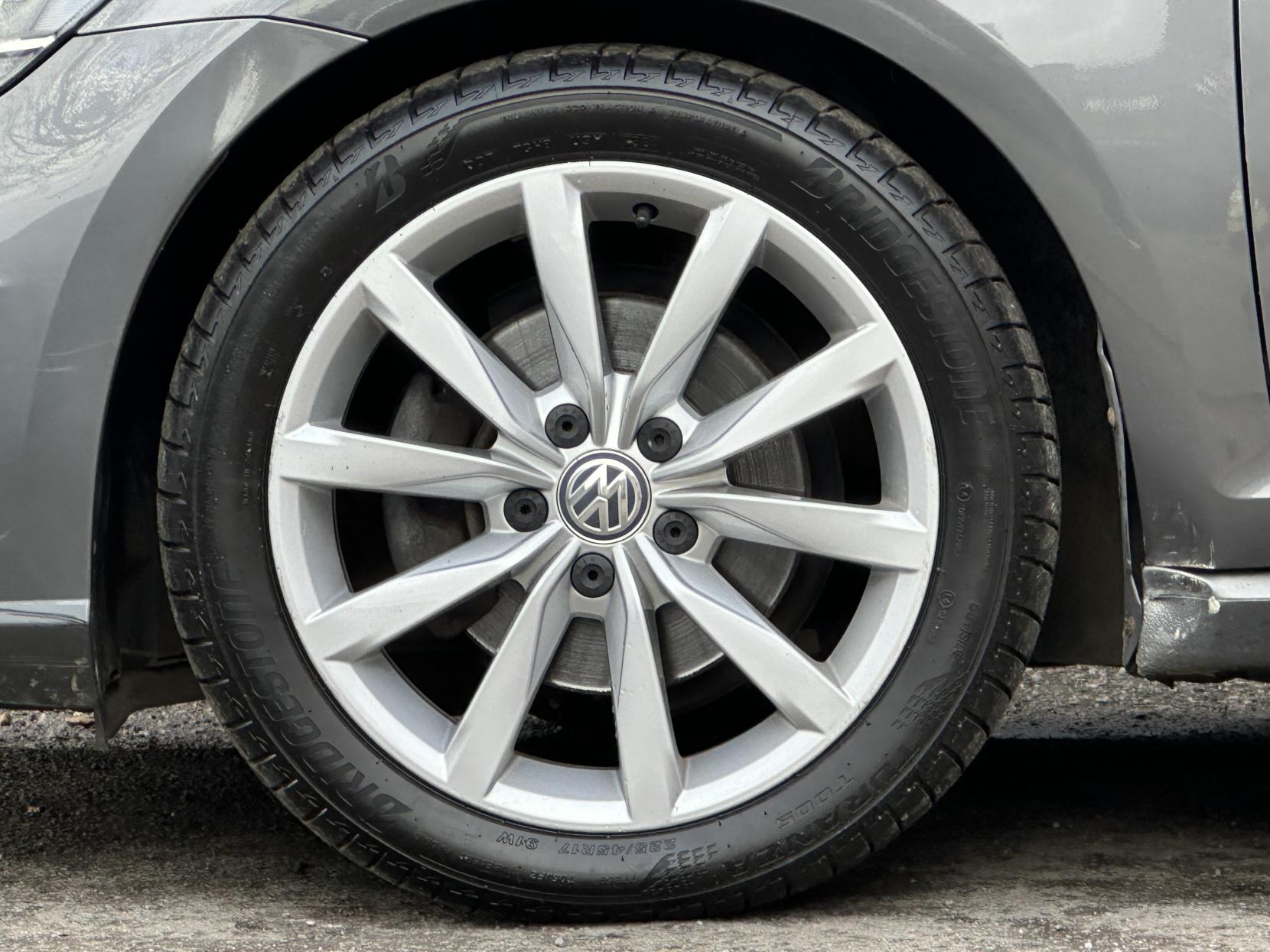 Volkswagen Golf 2.0 TDI BlueMotion Tech GT Hatchback 5dr Diesel DSG Euro 6 (s/s) (150 ps)