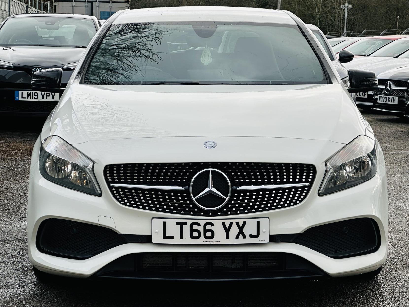 Mercedes-Benz A Class 2.1 A200d AMG Line Hatchback 5dr Diesel 7G-DCT Euro 6 (s/s) (136 ps)