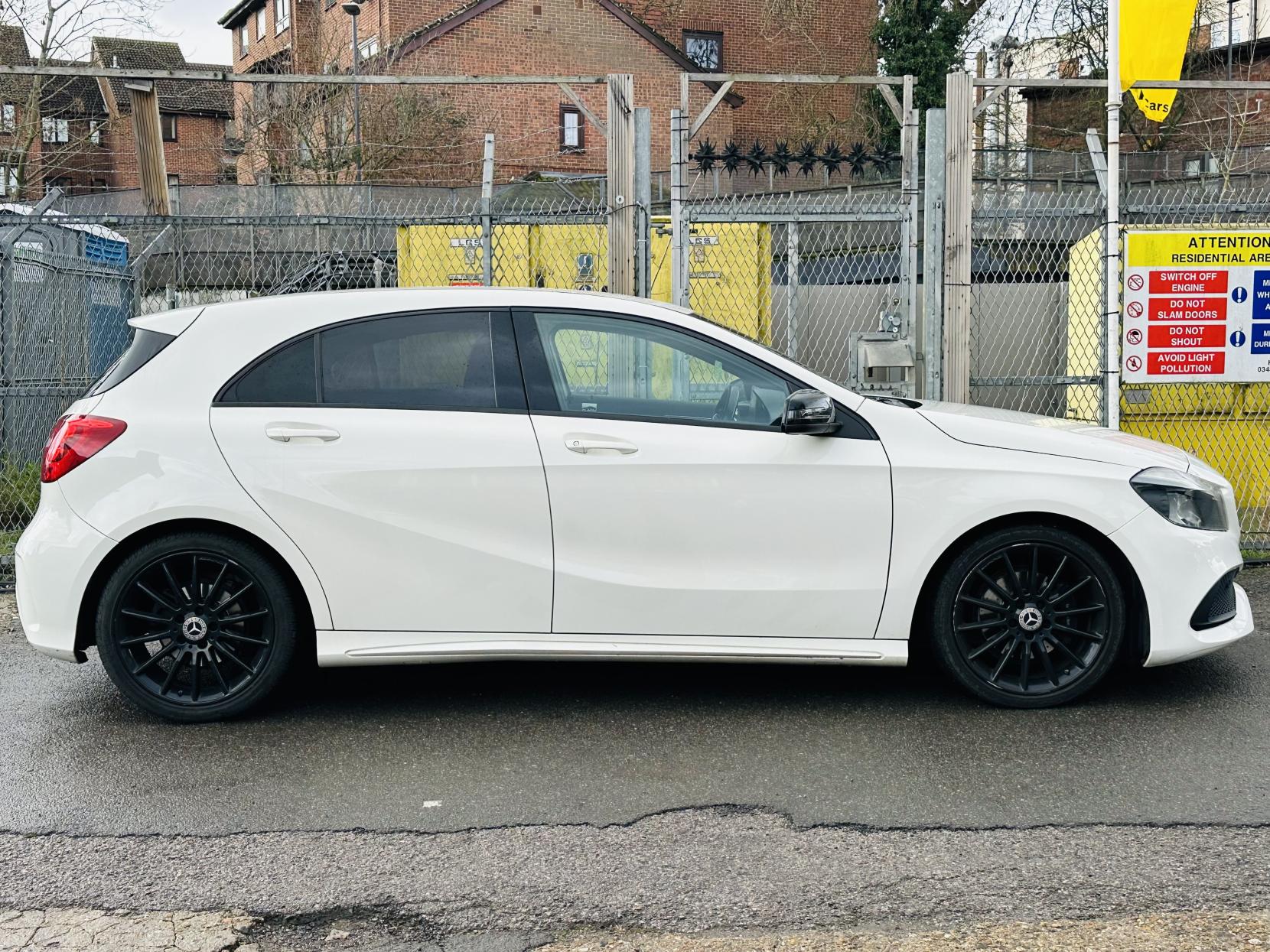 Mercedes-Benz A Class 2.1 A200d AMG Line Hatchback 5dr Diesel 7G-DCT Euro 6 (s/s) (136 ps)