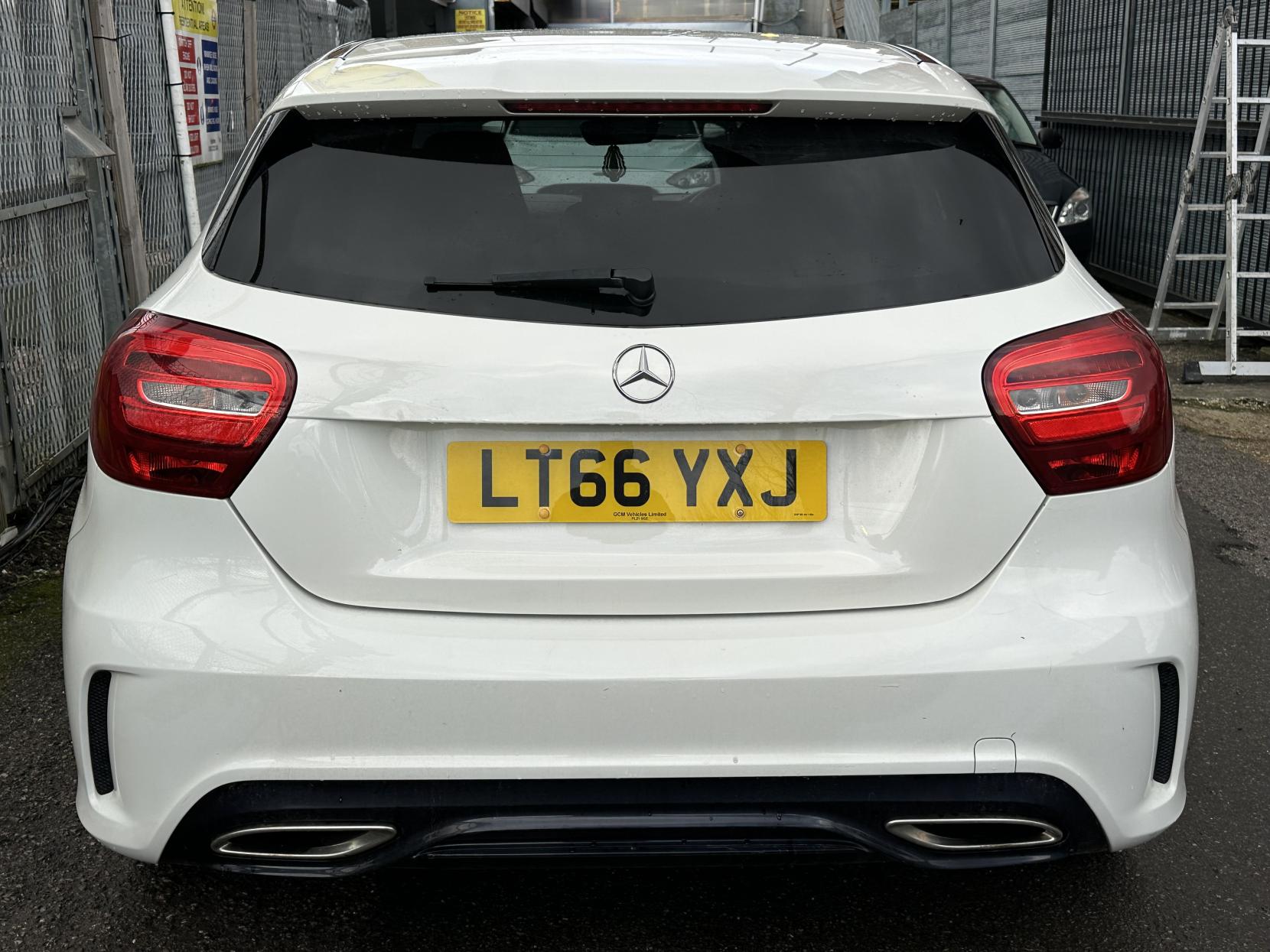 Mercedes-Benz A Class 2.1 A200d AMG Line Hatchback 5dr Diesel 7G-DCT Euro 6 (s/s) (136 ps)