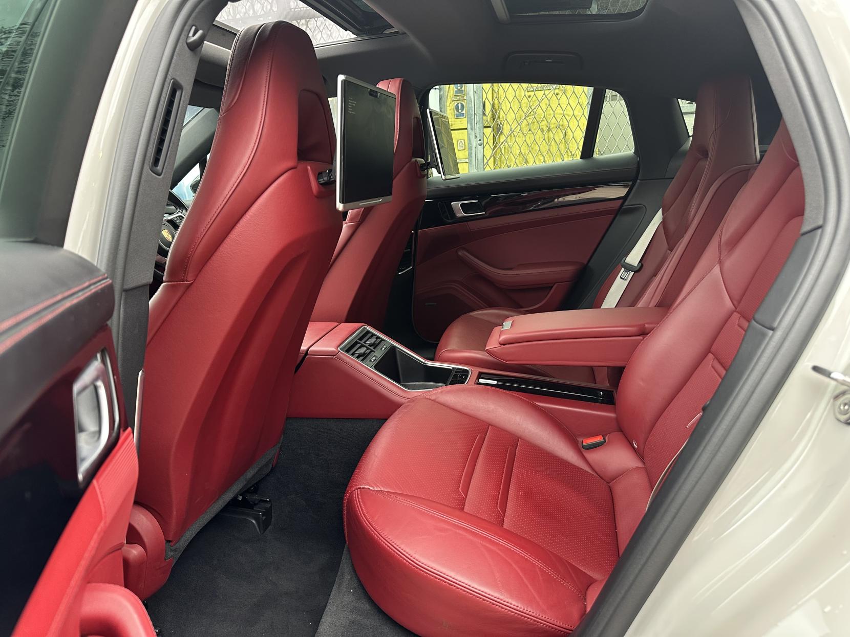 Porsche Panamera 2.9 V6 E-Hybrid 14kWh 4 Saloon 5dr Petrol Plug-in Hybrid PDK 4WD Euro 6 (s/s) (462 ps)