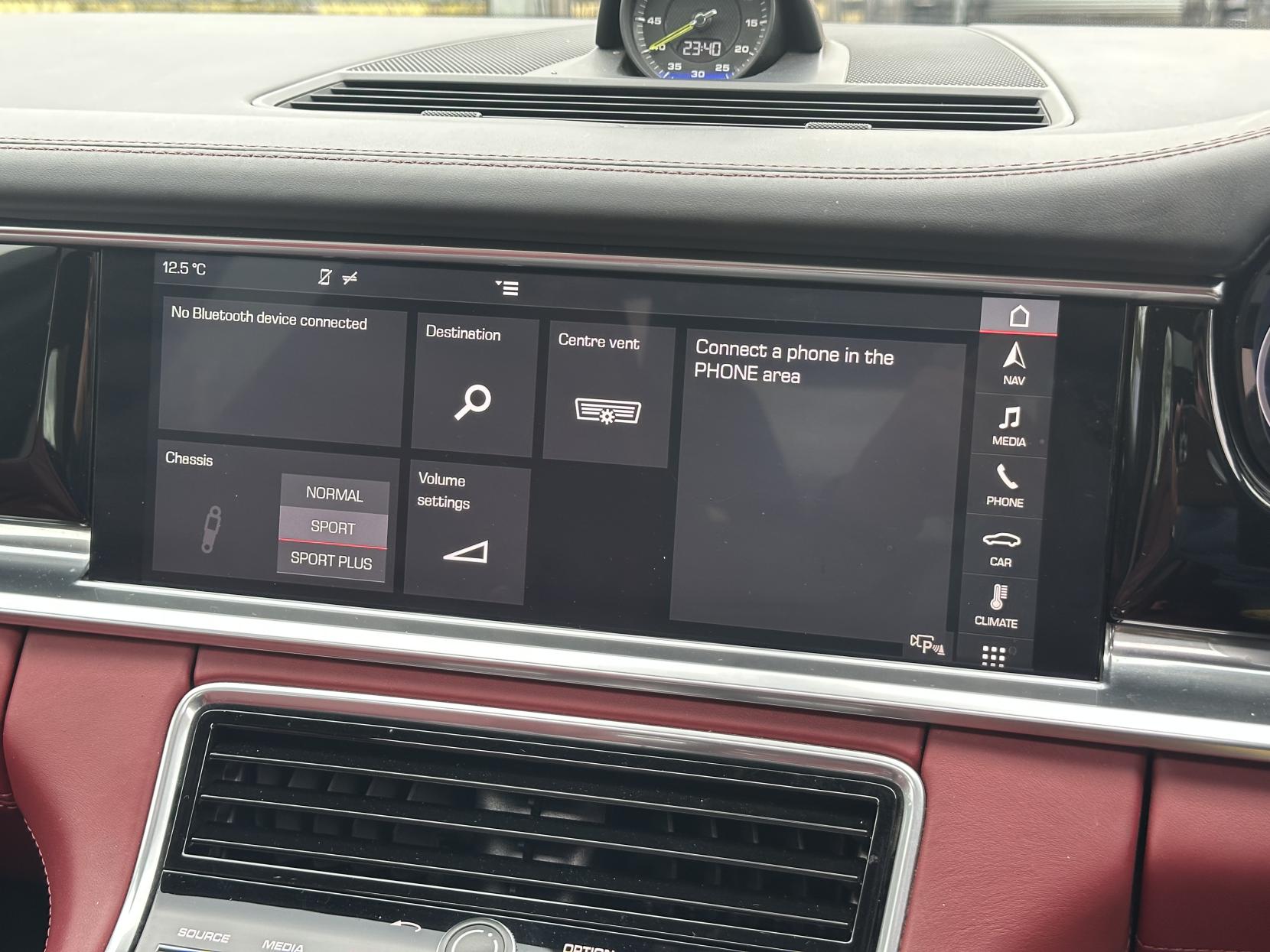 Porsche Panamera 2.9 V6 E-Hybrid 14kWh 4 Saloon 5dr Petrol Plug-in Hybrid PDK 4WD Euro 6 (s/s) (462 ps)