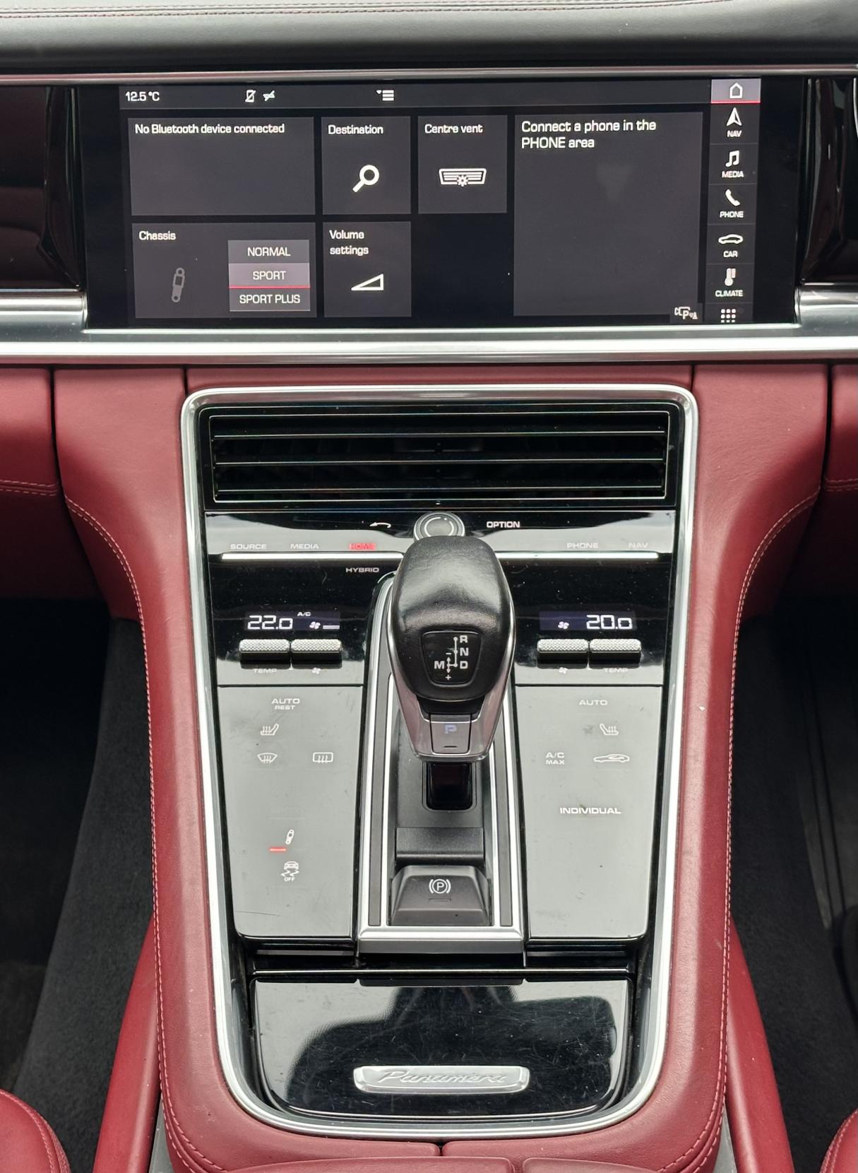 Porsche Panamera 2.9 V6 E-Hybrid 14kWh 4 Saloon 5dr Petrol Plug-in Hybrid PDK 4WD Euro 6 (s/s) (462 ps)