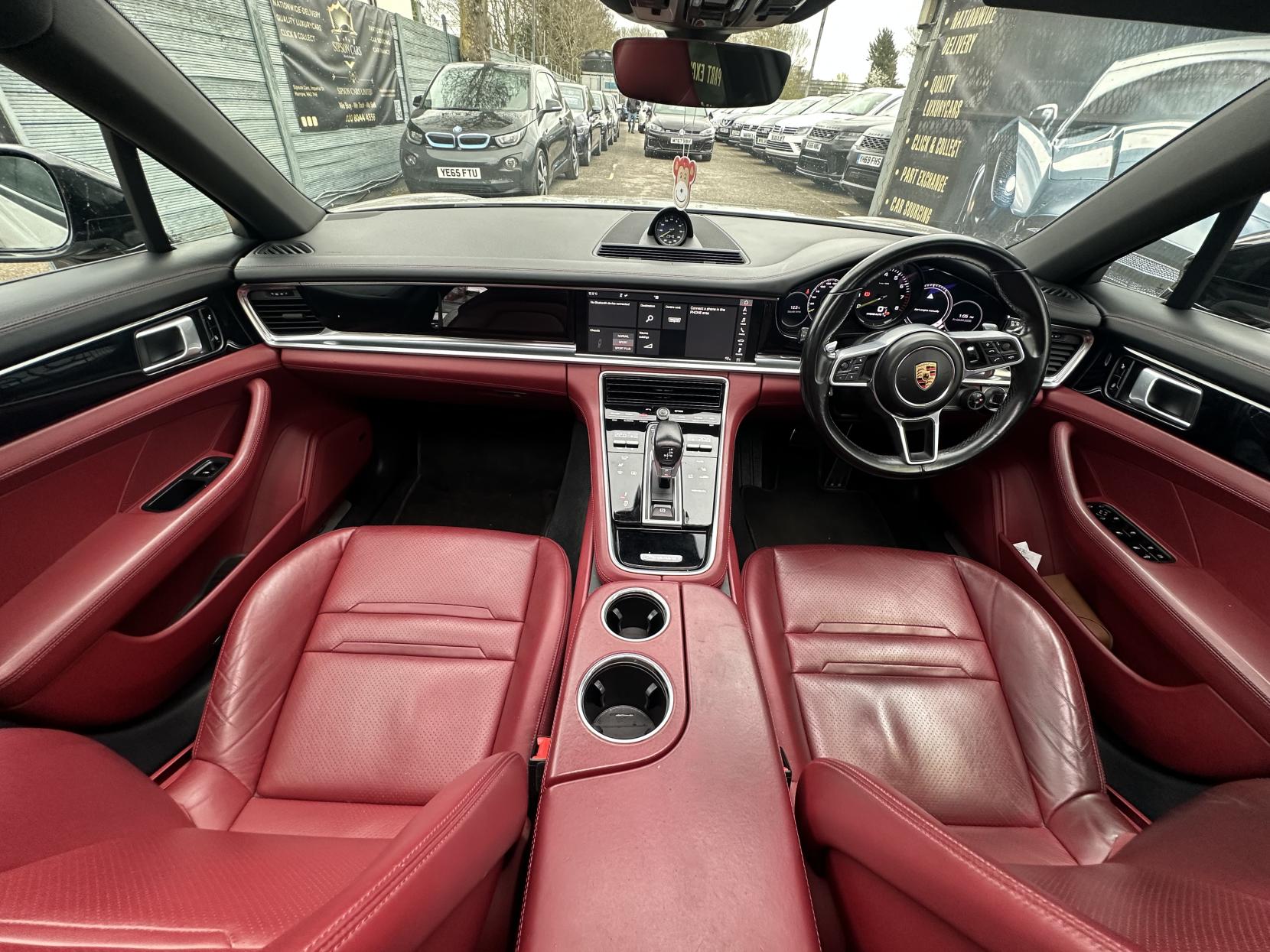 Porsche Panamera 2.9 V6 E-Hybrid 14kWh 4 Saloon 5dr Petrol Plug-in Hybrid PDK 4WD Euro 6 (s/s) (462 ps)