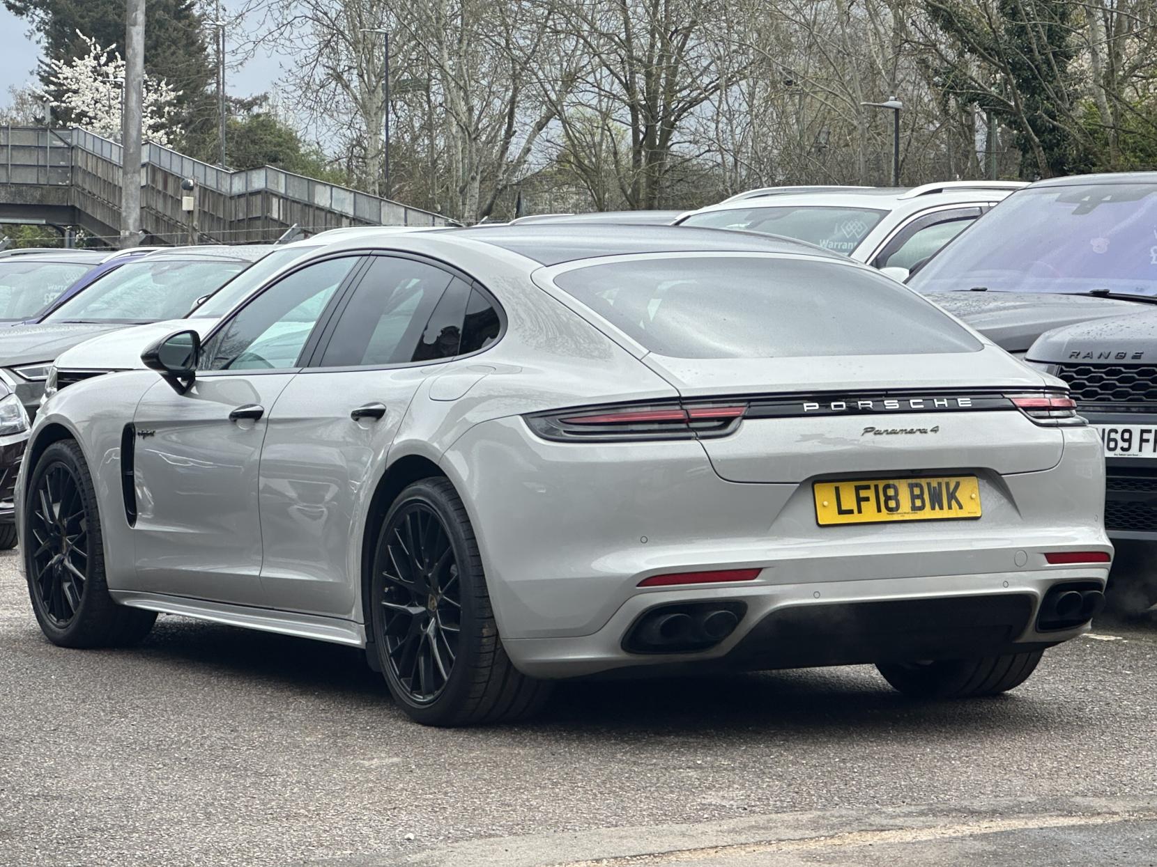 Porsche Panamera 2.9 V6 E-Hybrid 14kWh 4 Saloon 5dr Petrol Plug-in Hybrid PDK 4WD Euro 6 (s/s) (462 ps)