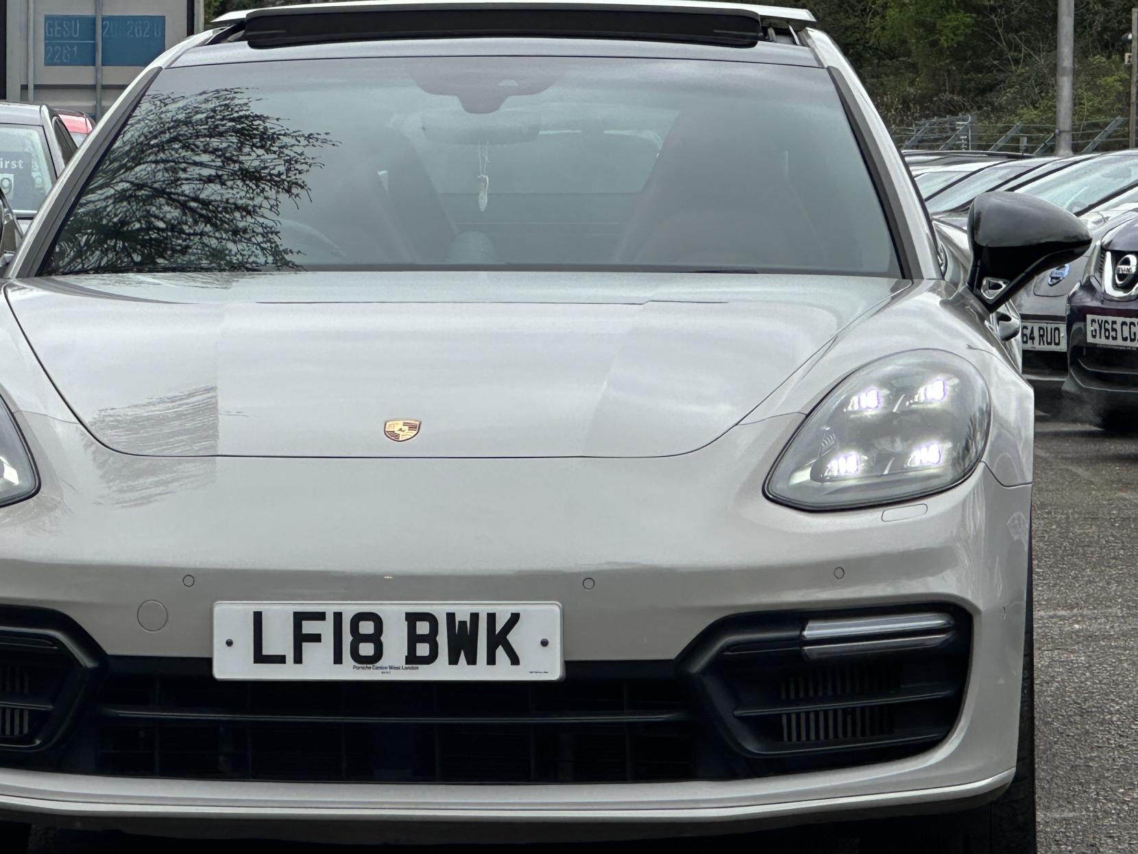 Porsche Panamera 2.9 V6 E-Hybrid 14kWh 4 Saloon 5dr Petrol Plug-in Hybrid PDK 4WD Euro 6 (s/s) (462 ps)