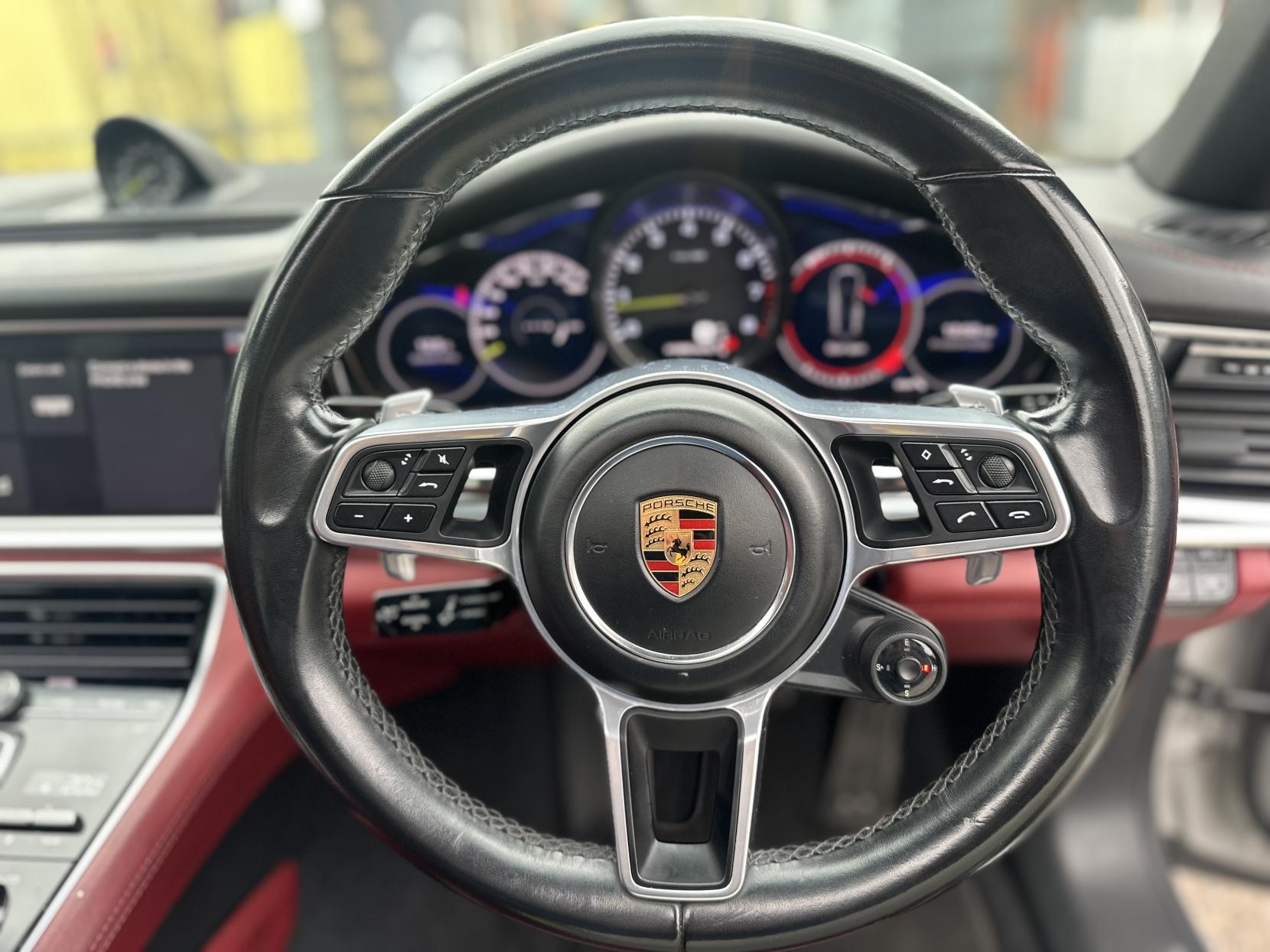 Porsche Panamera 2.9 V6 E-Hybrid 14kWh 4 Saloon 5dr Petrol Plug-in Hybrid PDK 4WD Euro 6 (s/s) (462 ps)