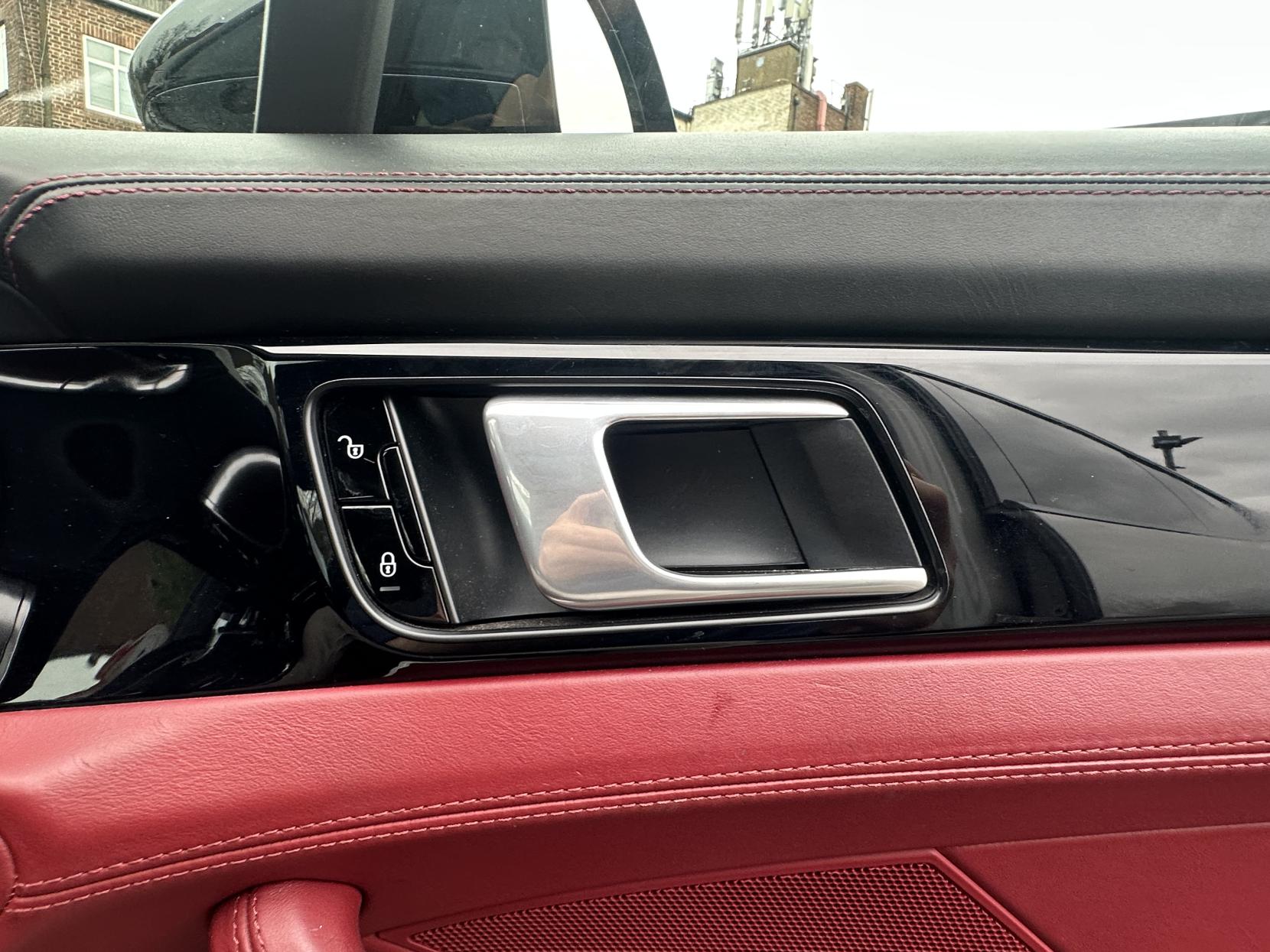 Porsche Panamera 2.9 V6 E-Hybrid 14kWh 4 Saloon 5dr Petrol Plug-in Hybrid PDK 4WD Euro 6 (s/s) (462 ps)