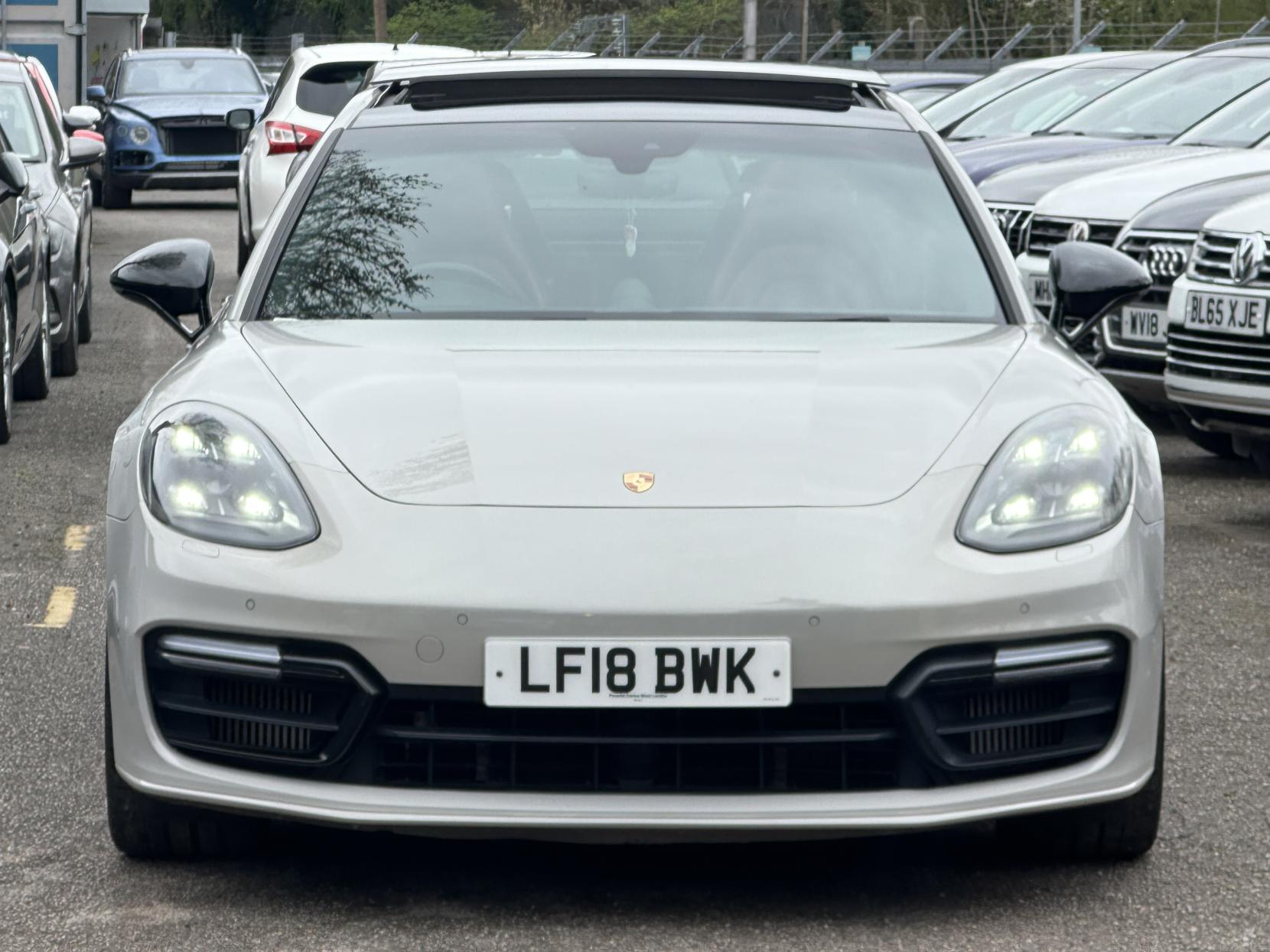 Porsche Panamera 2.9 V6 E-Hybrid 14kWh 4 Saloon 5dr Petrol Plug-in Hybrid PDK 4WD Euro 6 (s/s) (462 ps)